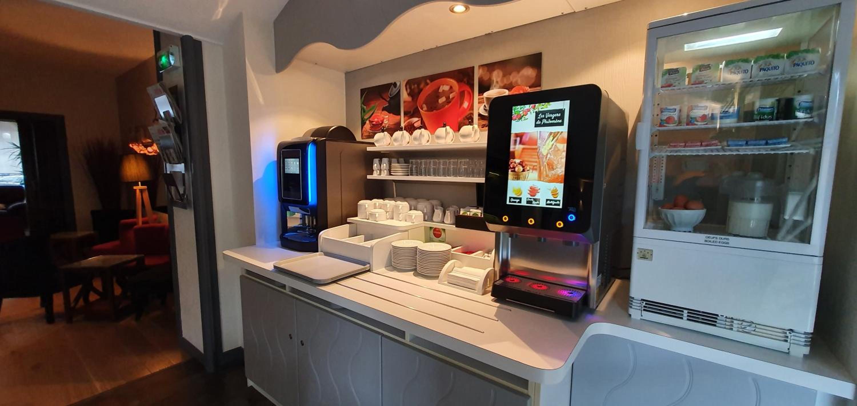 Food & Beverage