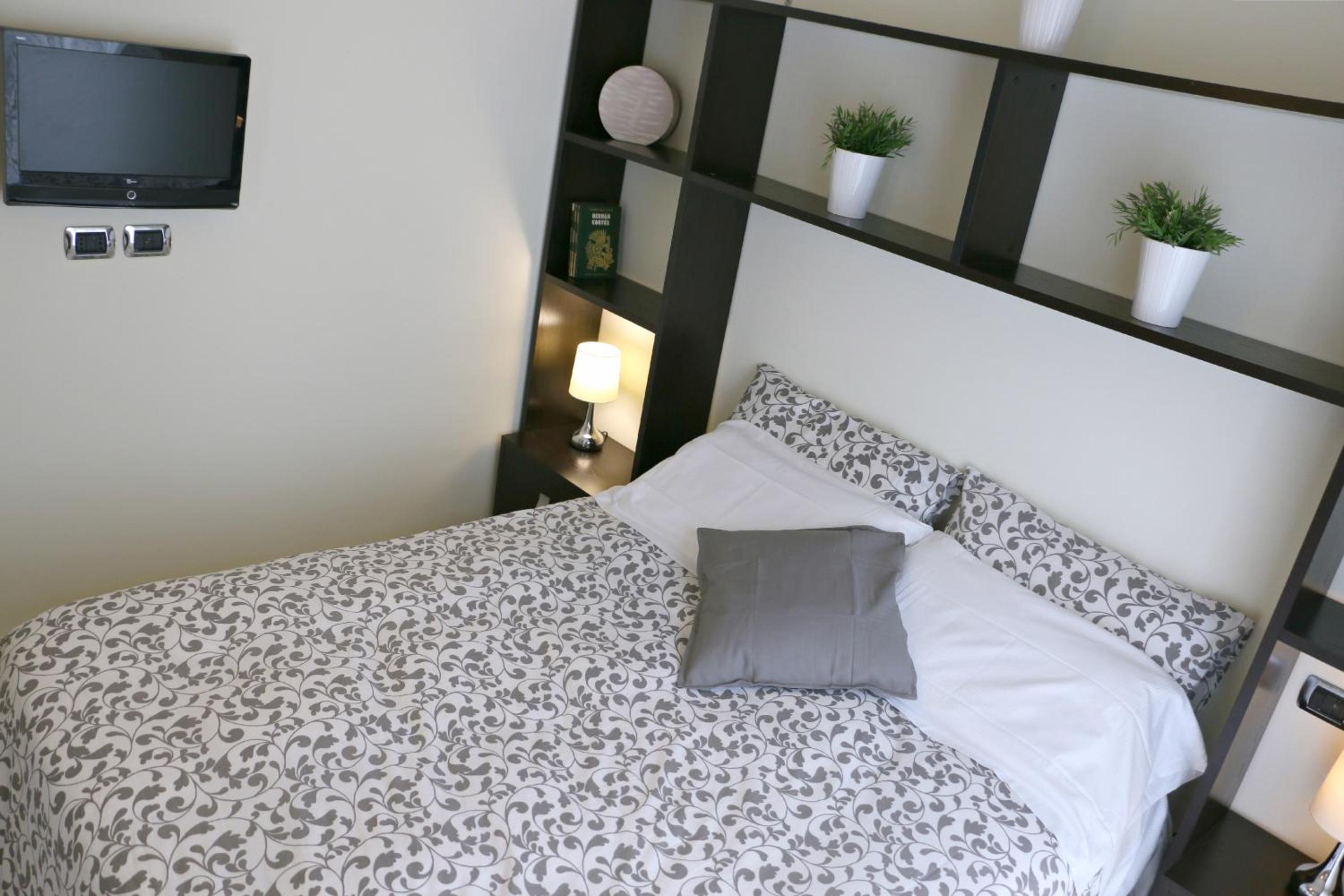 hotel room