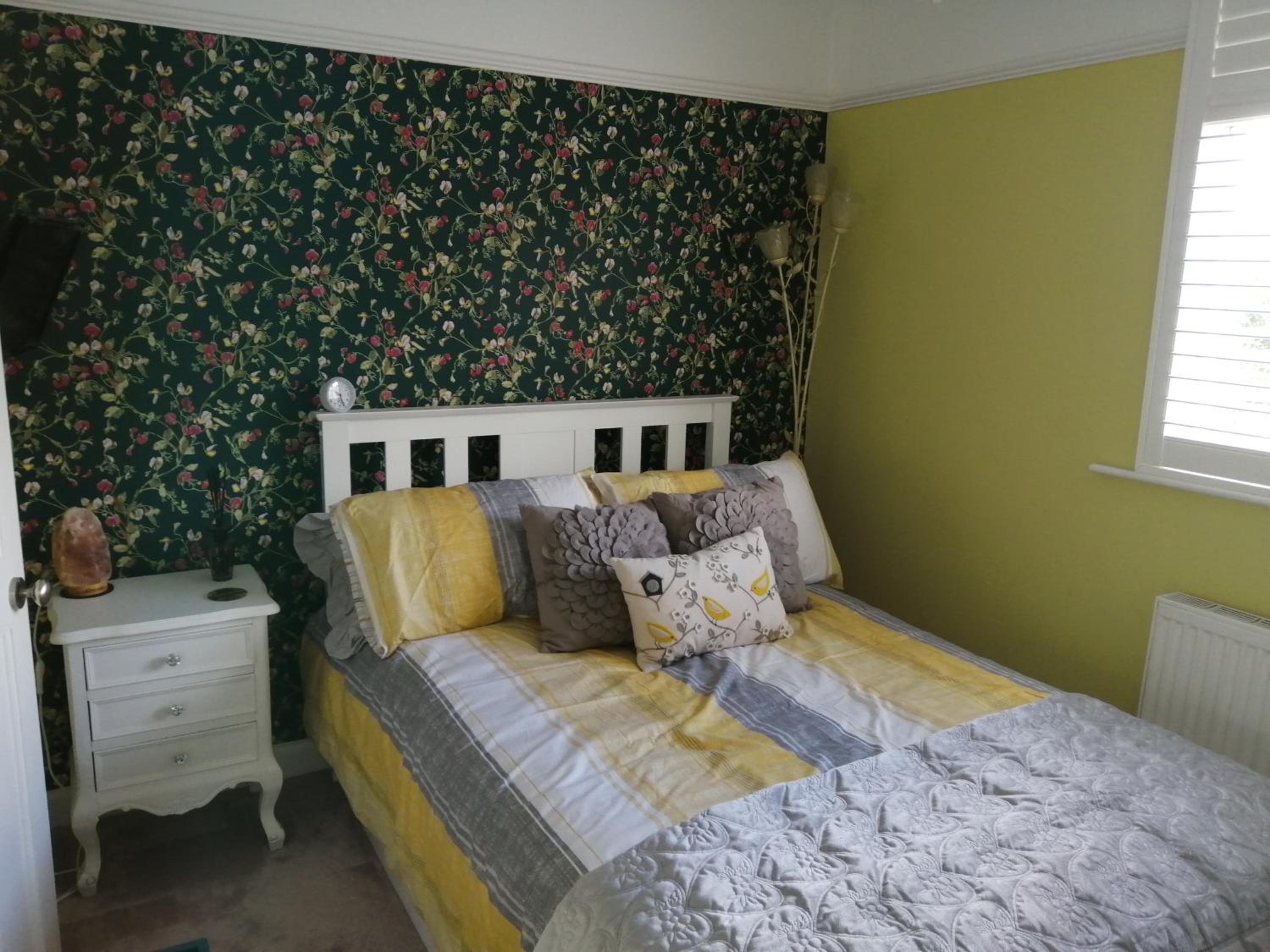 Charming pink house with perfect location view 4