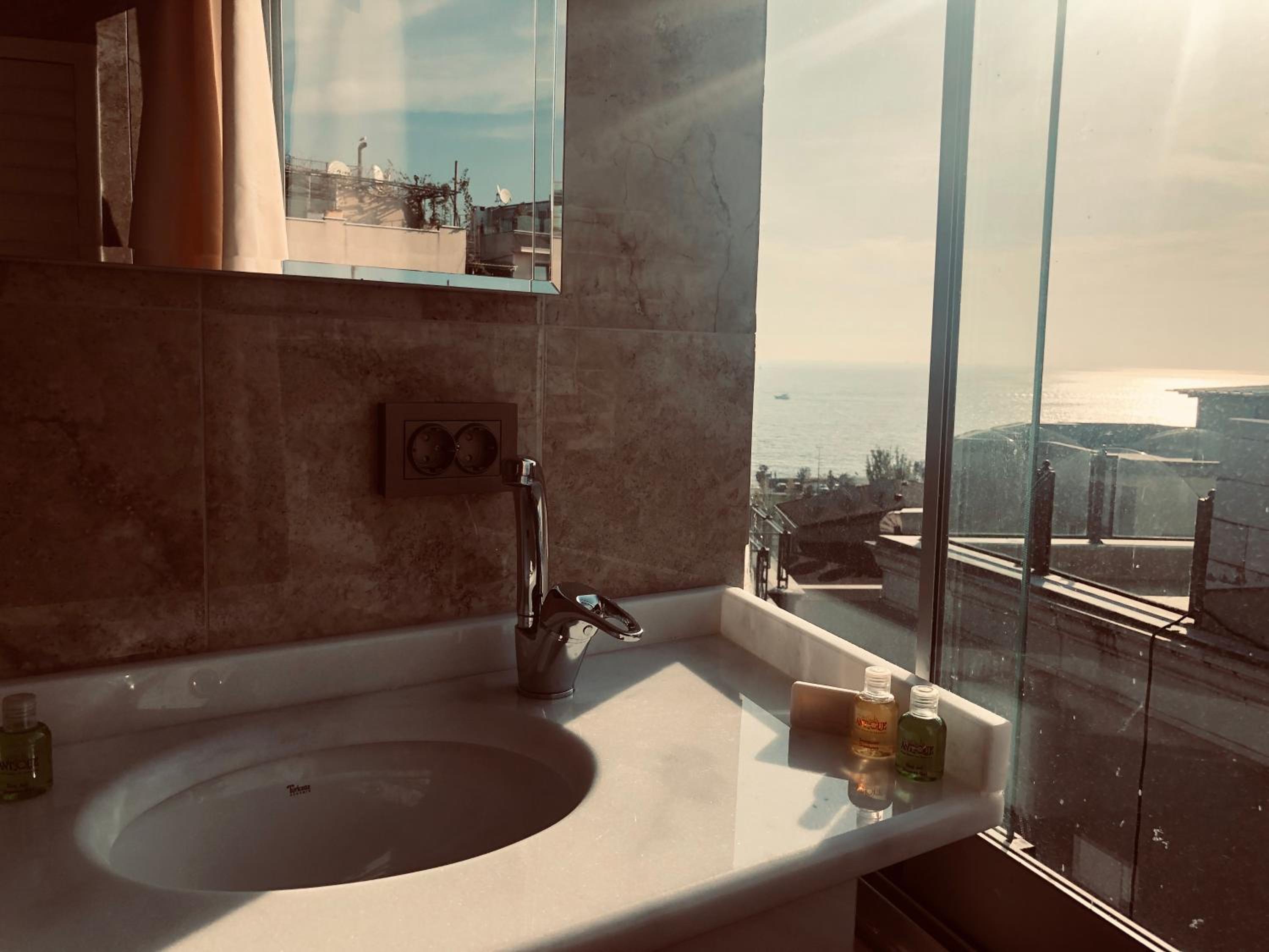 Hotel Antique - Image 47