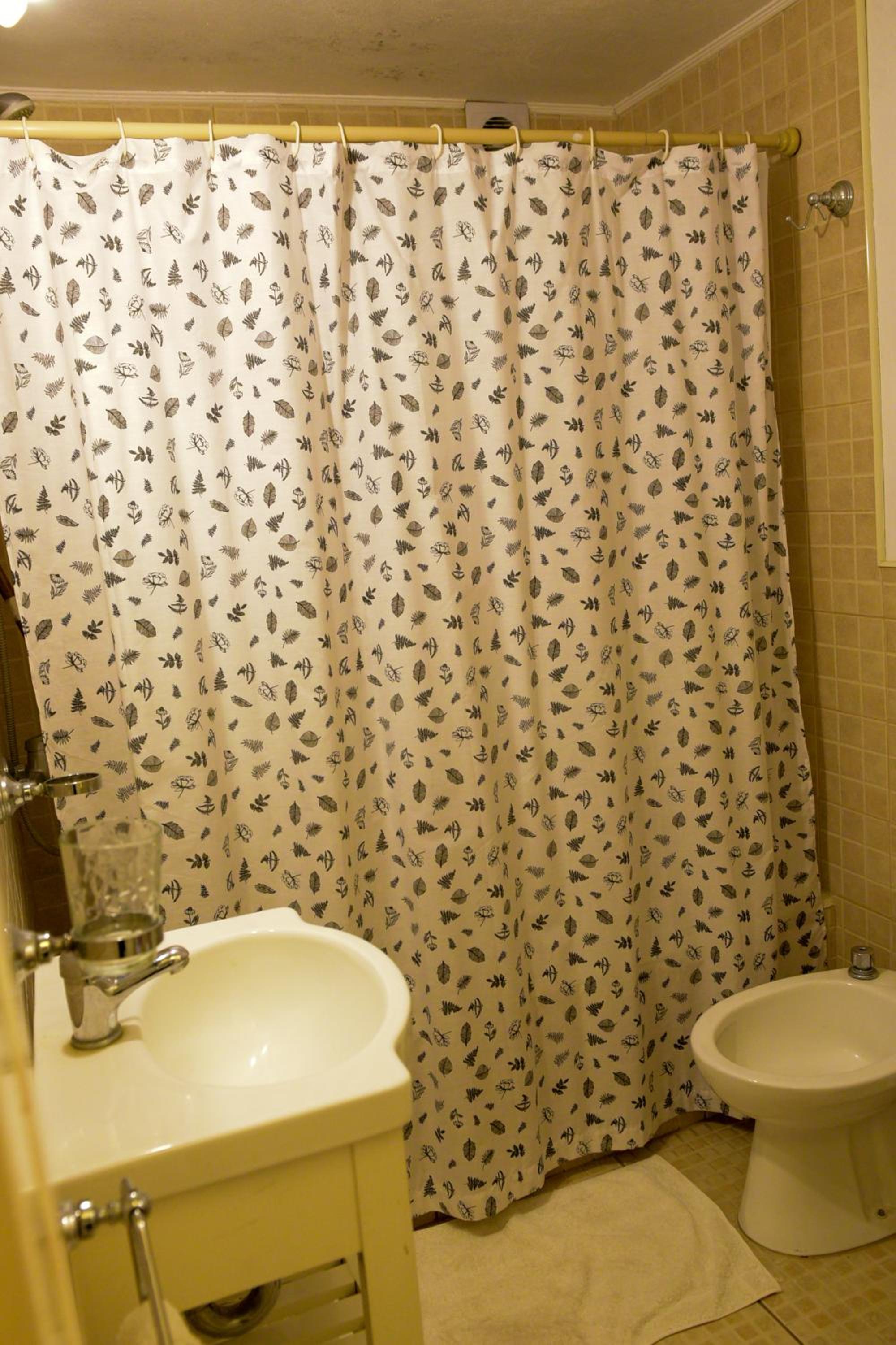 Bernie's Bed & Breakfast , A 3 KILOMETROS DEL AEROP EZEIZA, VAN ,IN-OUT, FREE EZEIZA AIRPORT