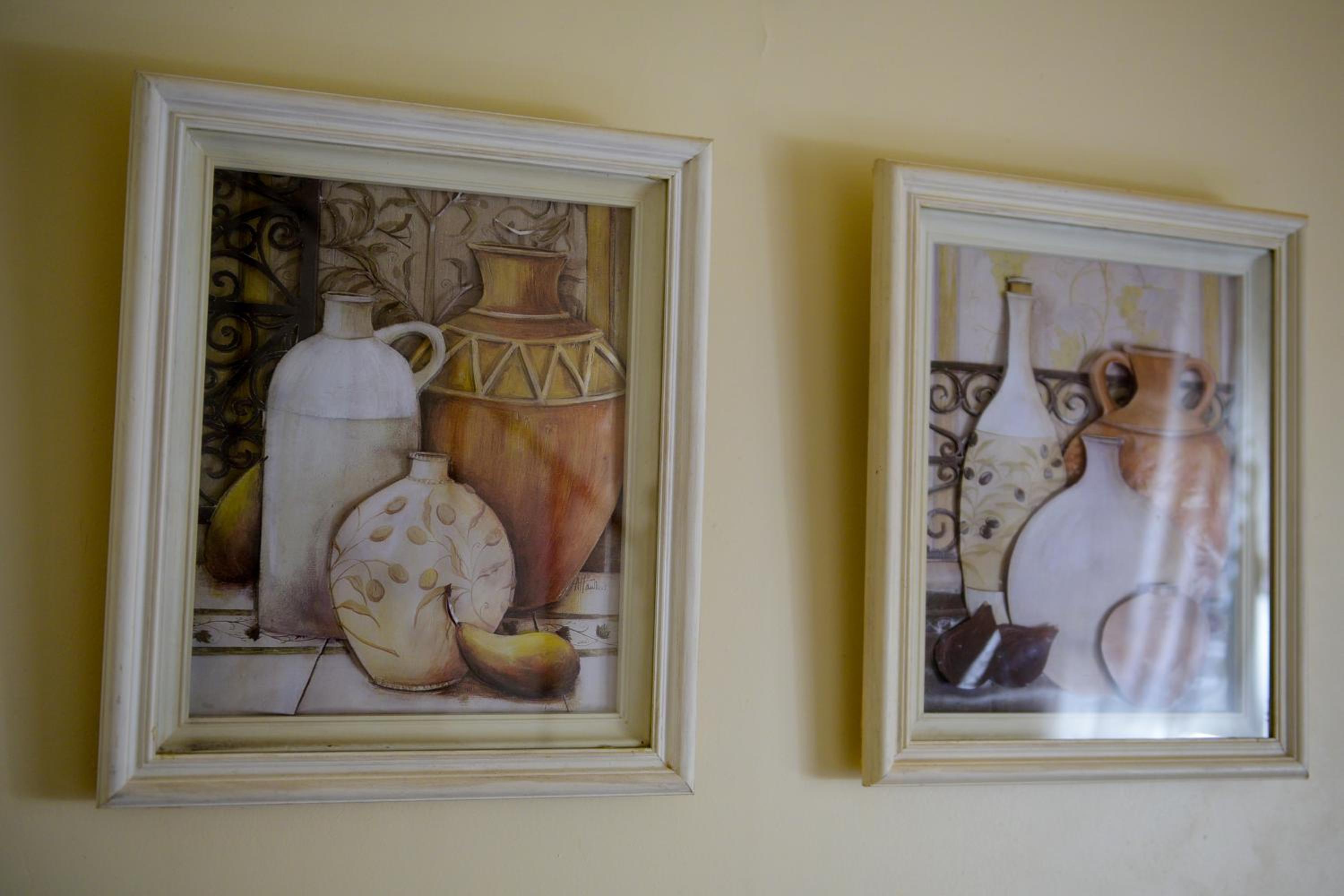 Bernie's Bed & Breakfast , A 3 KILOMETROS DEL AEROP EZEIZA, VAN ,IN-OUT, FREE EZEIZA AIRPORT