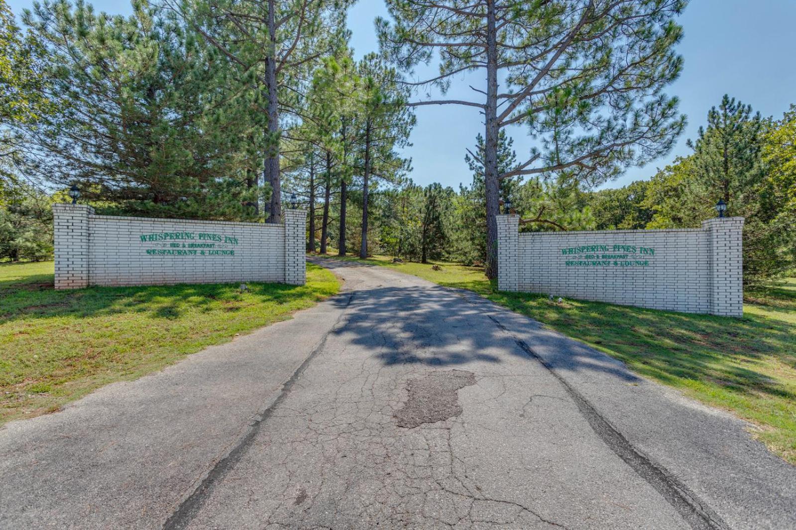 The Whispering Pines Inn