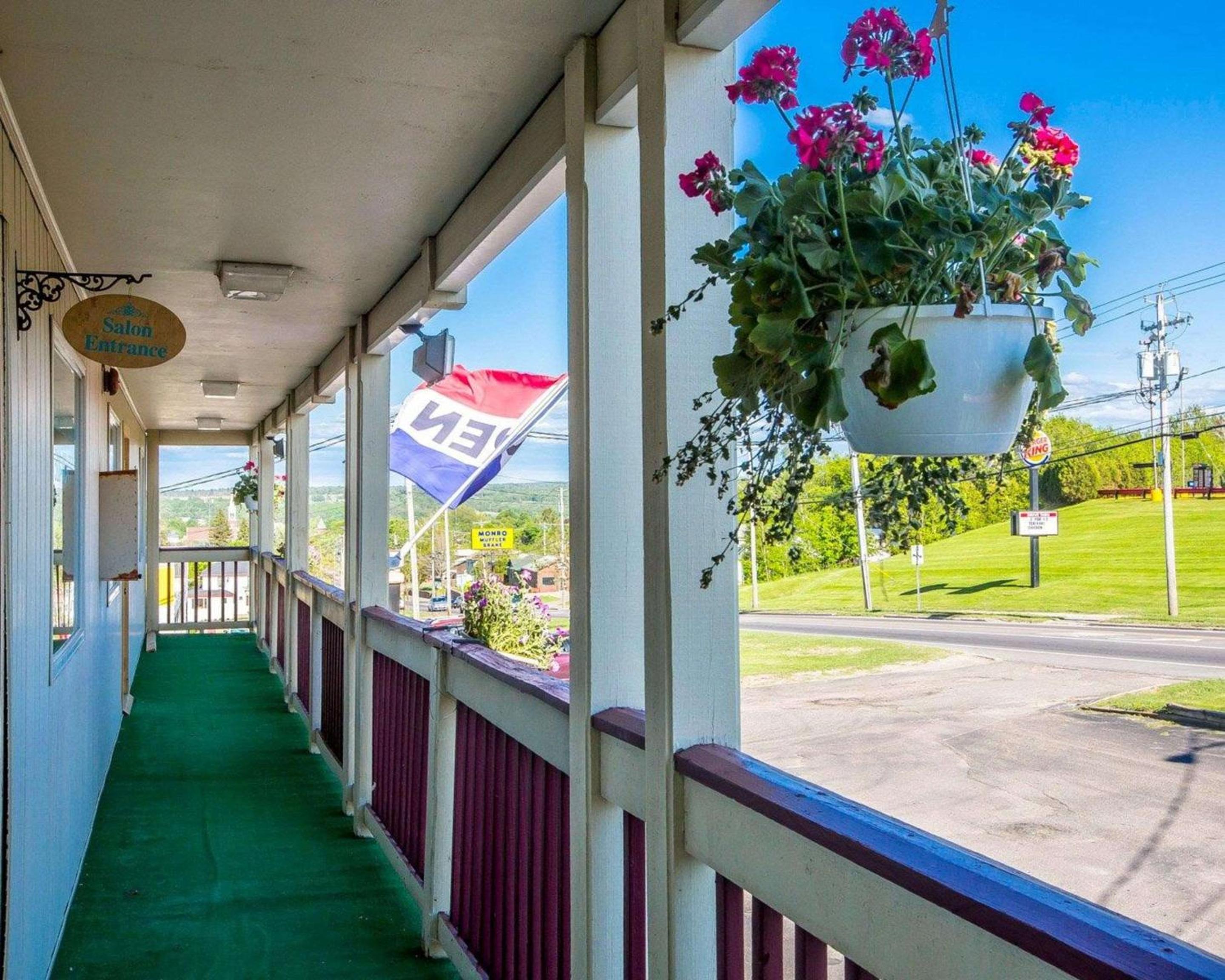 Malone Inn