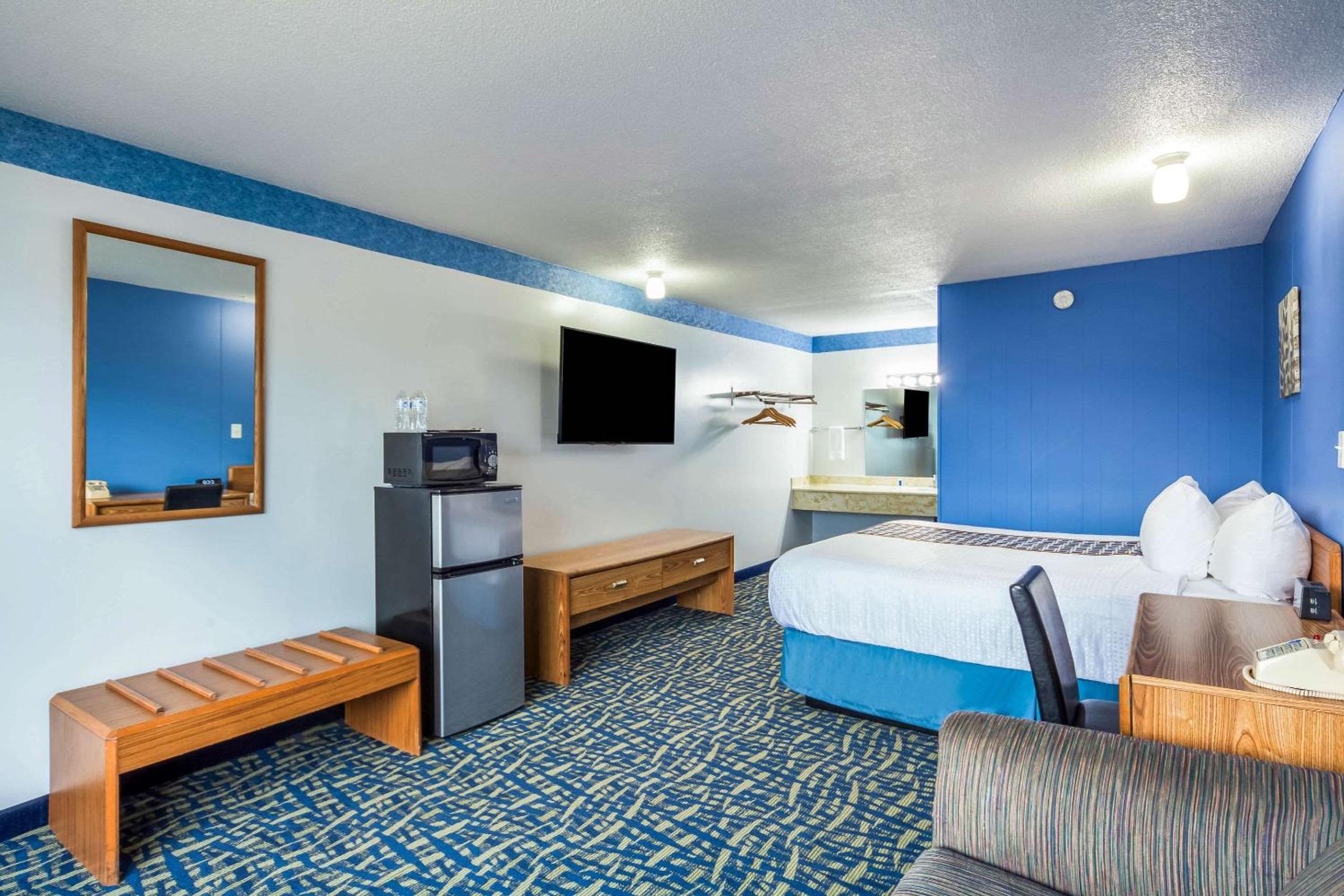 North Platte Vacations - Hospitality Inn - Property Image 5