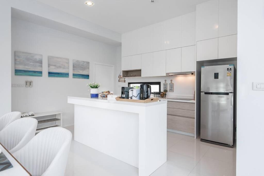Movenpick Residences 3-Bedroom Pool Villa Beach Access, Na Jomtien Pattaya view 5