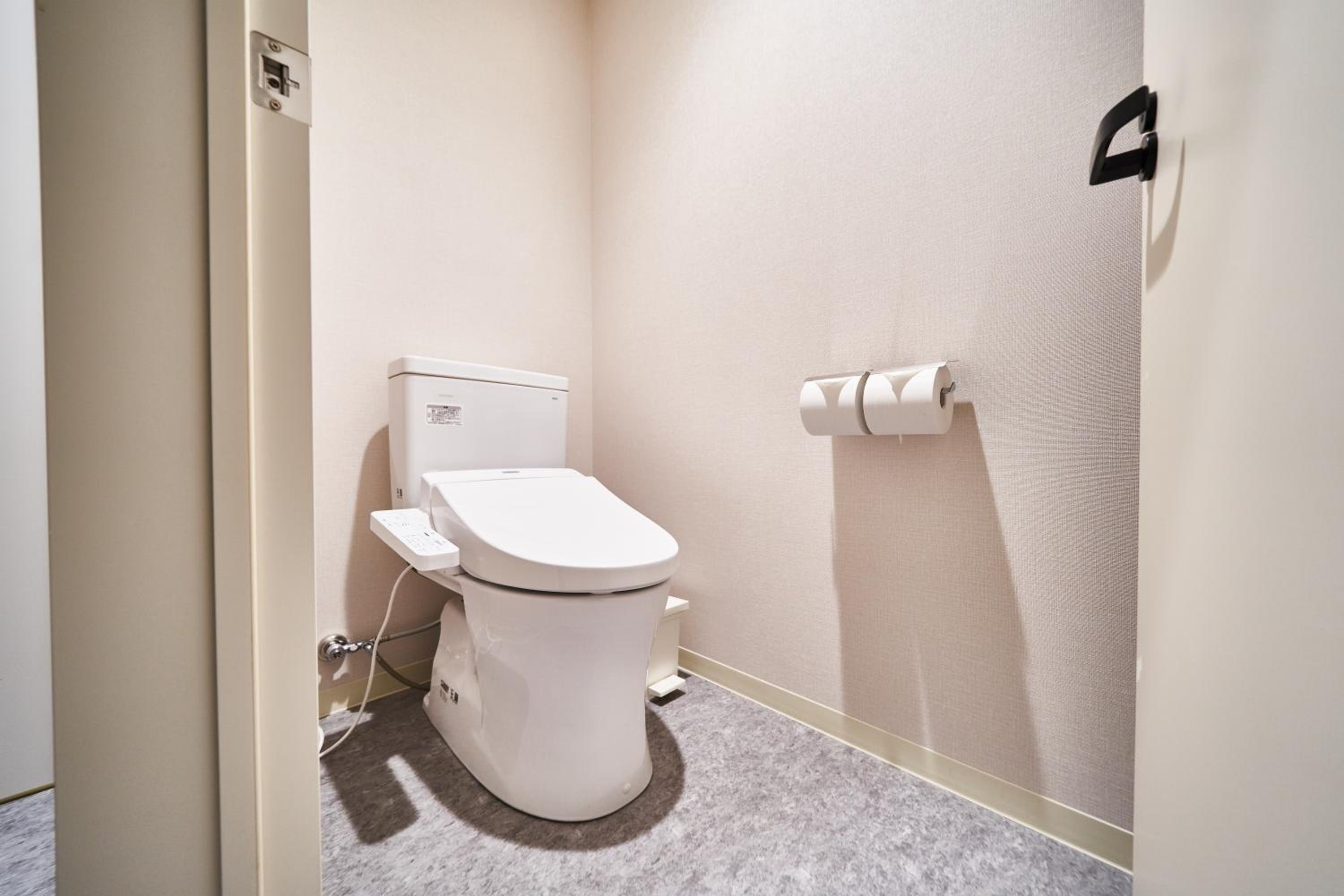 &AND HOSTEL SHINSAIBASHI EAST