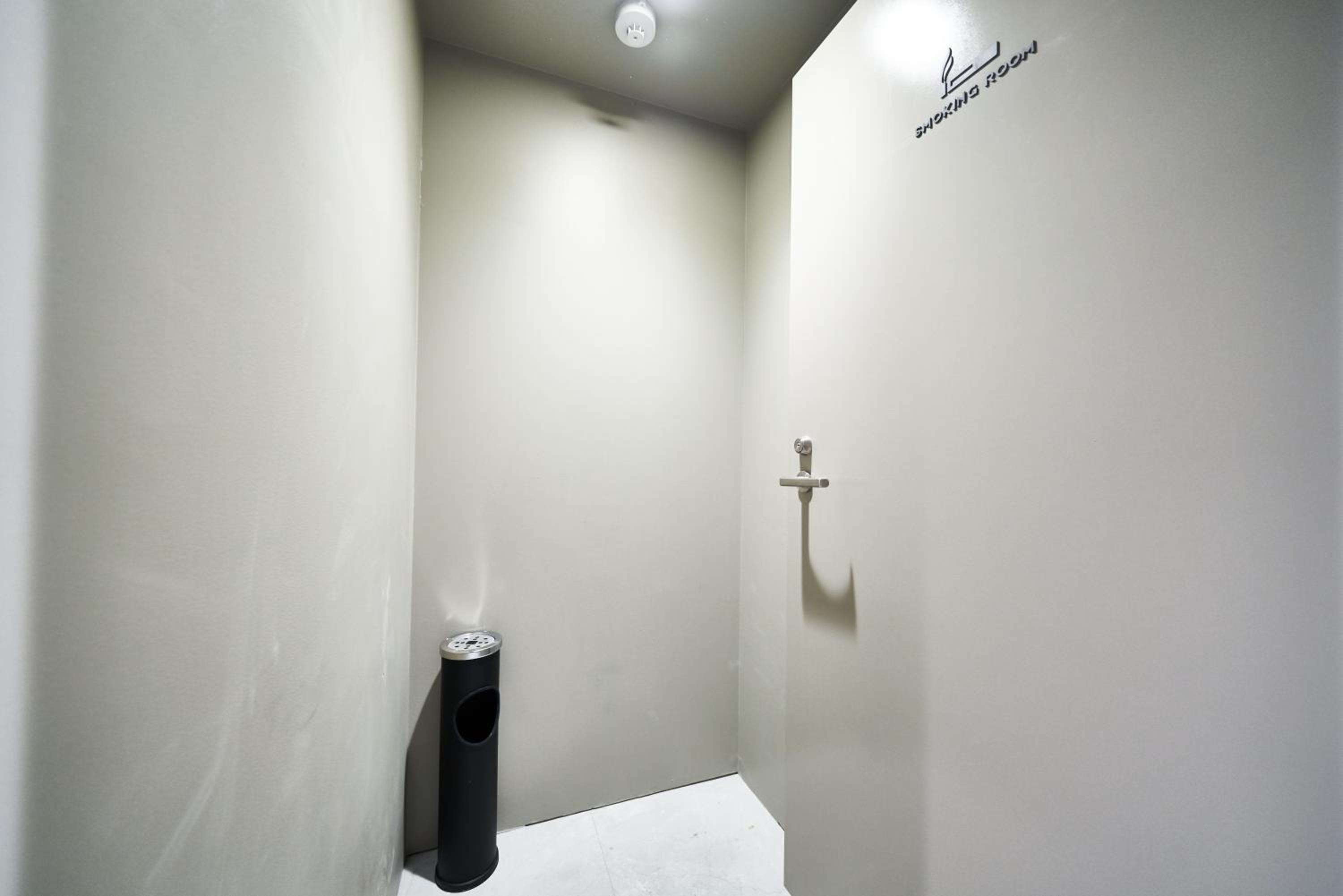 &AND HOSTEL SHINSAIBASHI EAST
