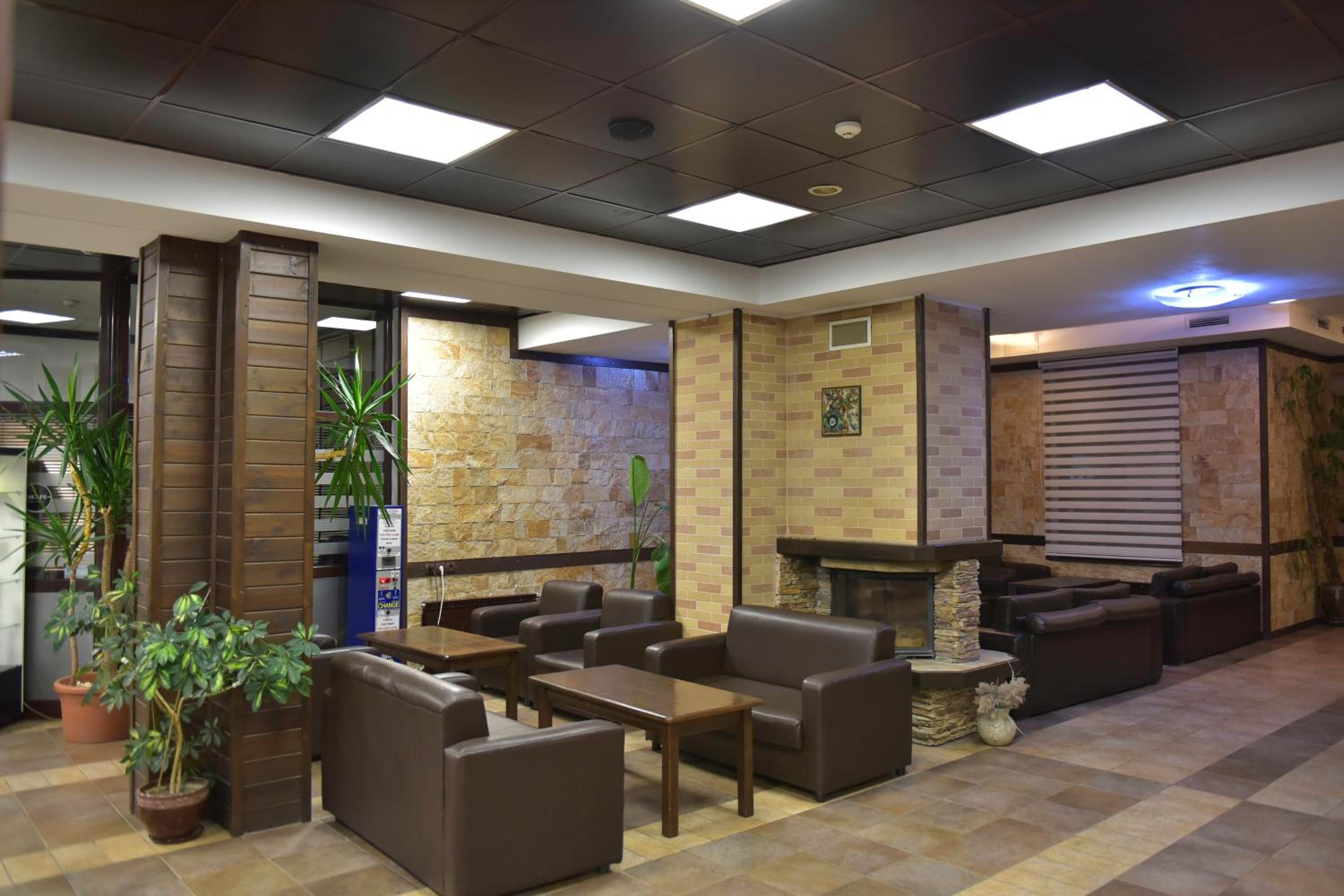 Bansko Vacations - Royal Bansko - Half Board Plus All Inclusive Light - Hot Pool Jacuzzis - Property Image 63