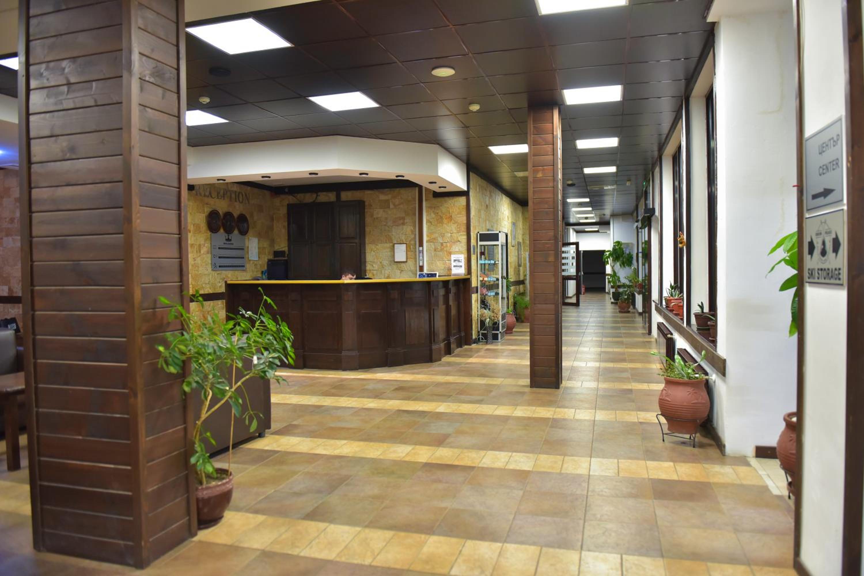 Bansko Vacations - Royal Bansko - Half Board Plus All Inclusive Light - Hot Pool Jacuzzis - Property Image 64