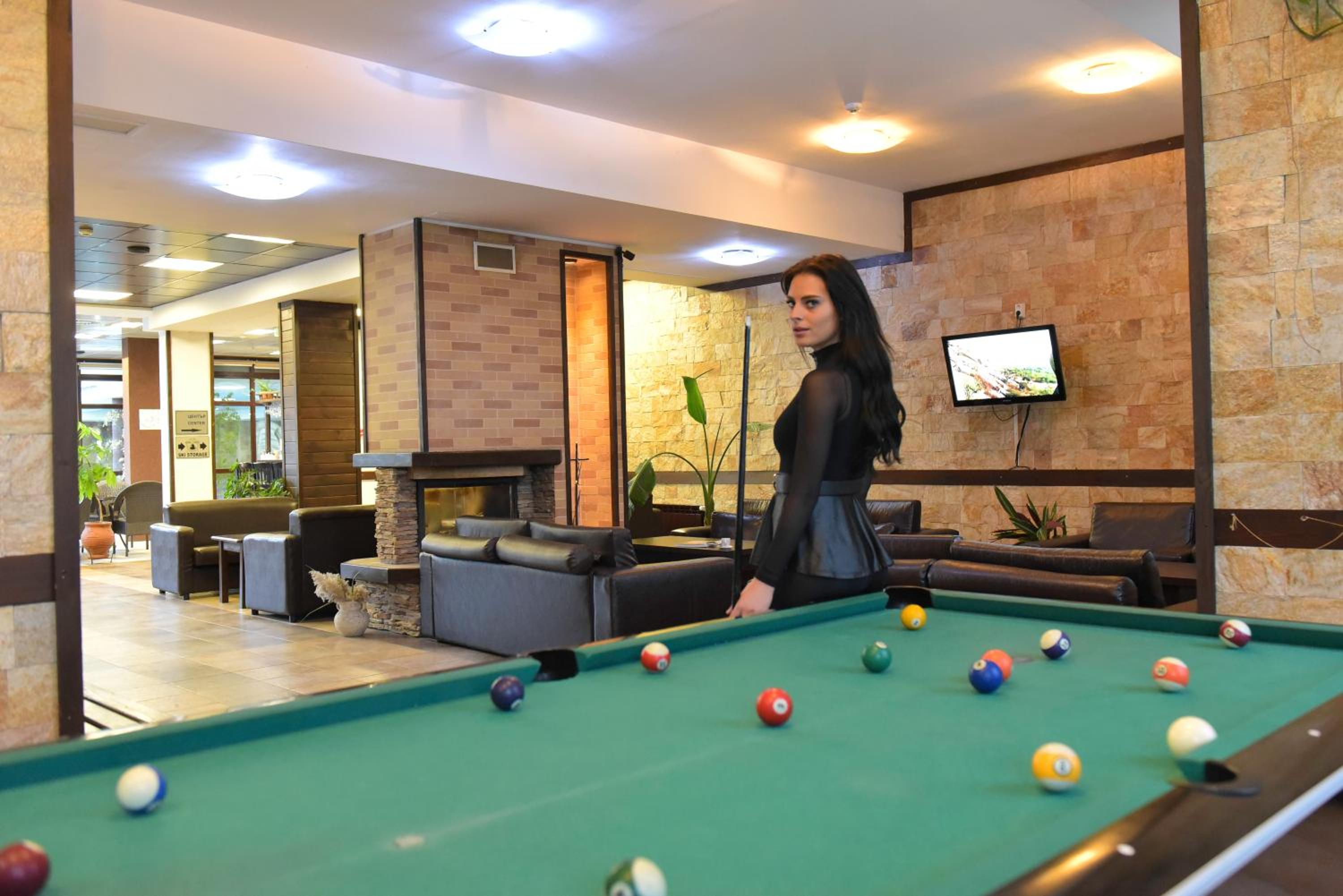 Bansko Vacations - Royal Bansko - Half Board Plus All Inclusive Light - Hot Pool Jacuzzis - Property Image 47