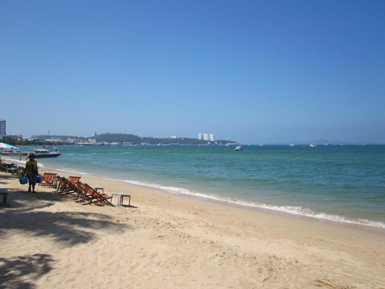 CORNER VILLA - PATTAYA HOLIDAY HOUSE WALKING STREET 4 bedrooms
