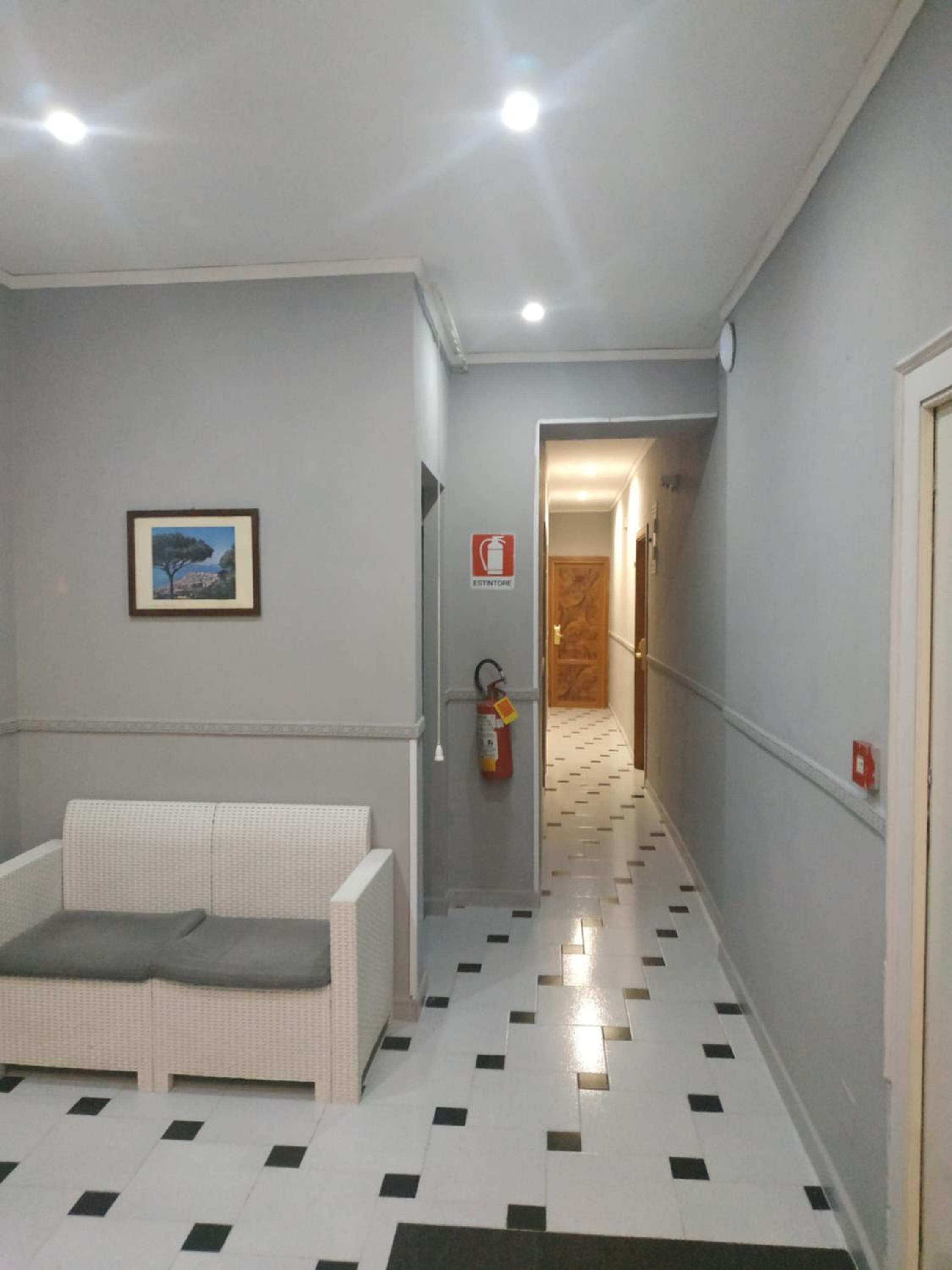 Hotel Luna Rossa - Image 1