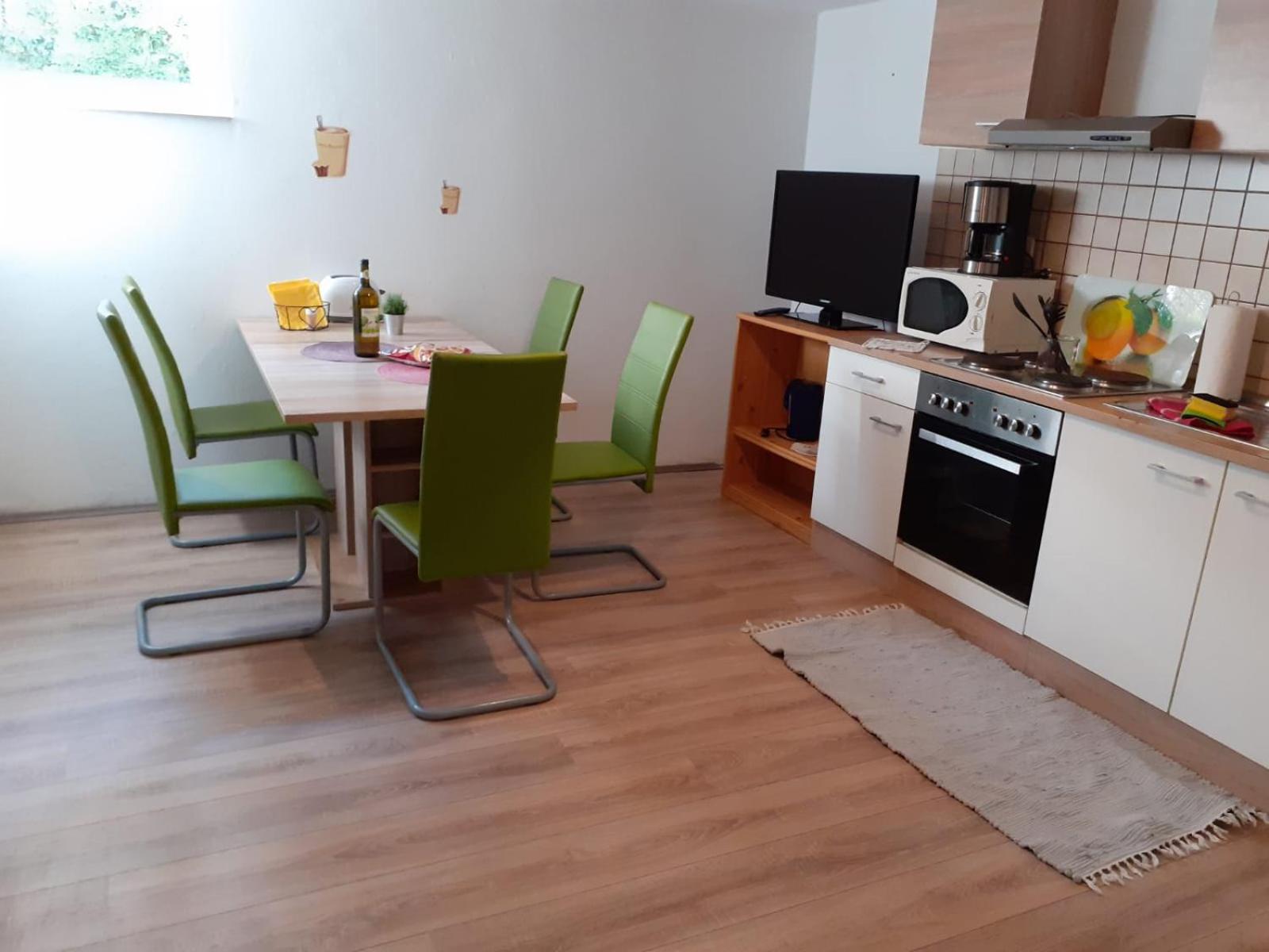 Souterrain Apartment Laatzen view 4