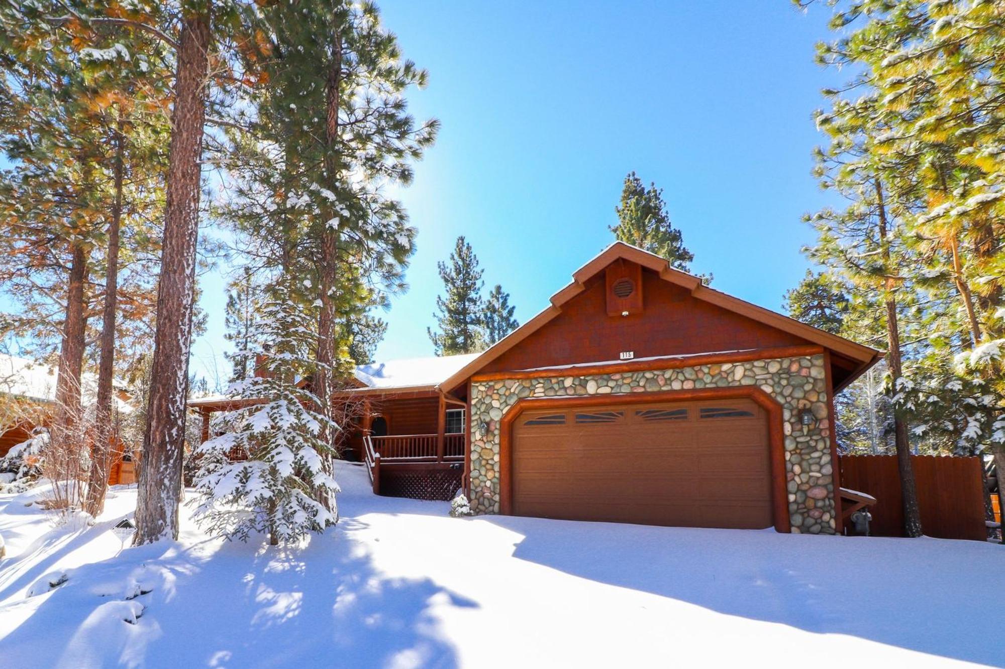Eagle Mountain Lodge