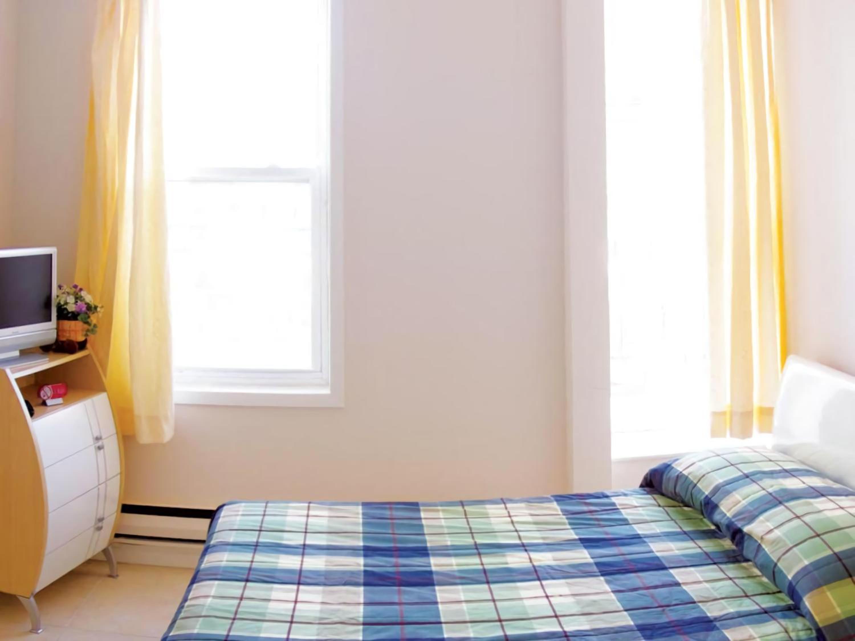 Dragon Gate Inn - Image 3