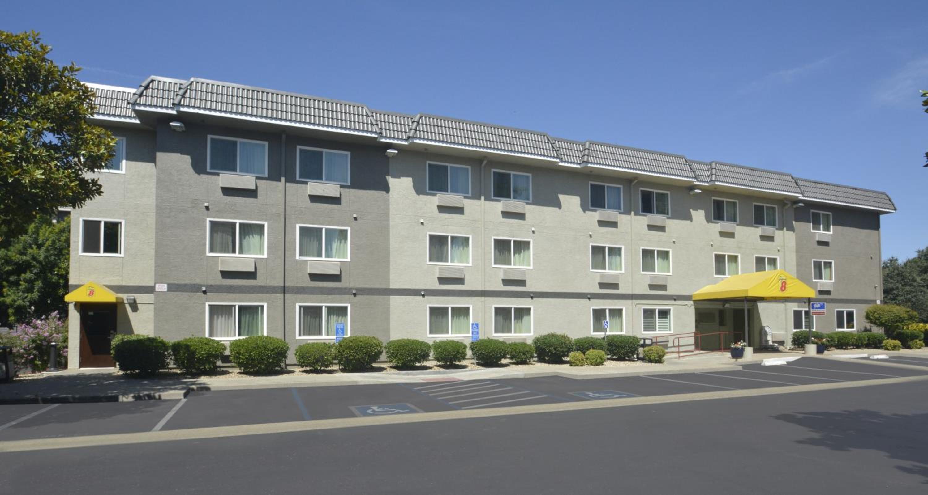 Chico Vacations - Super 8 by Wyndham Chico - Property Image 1