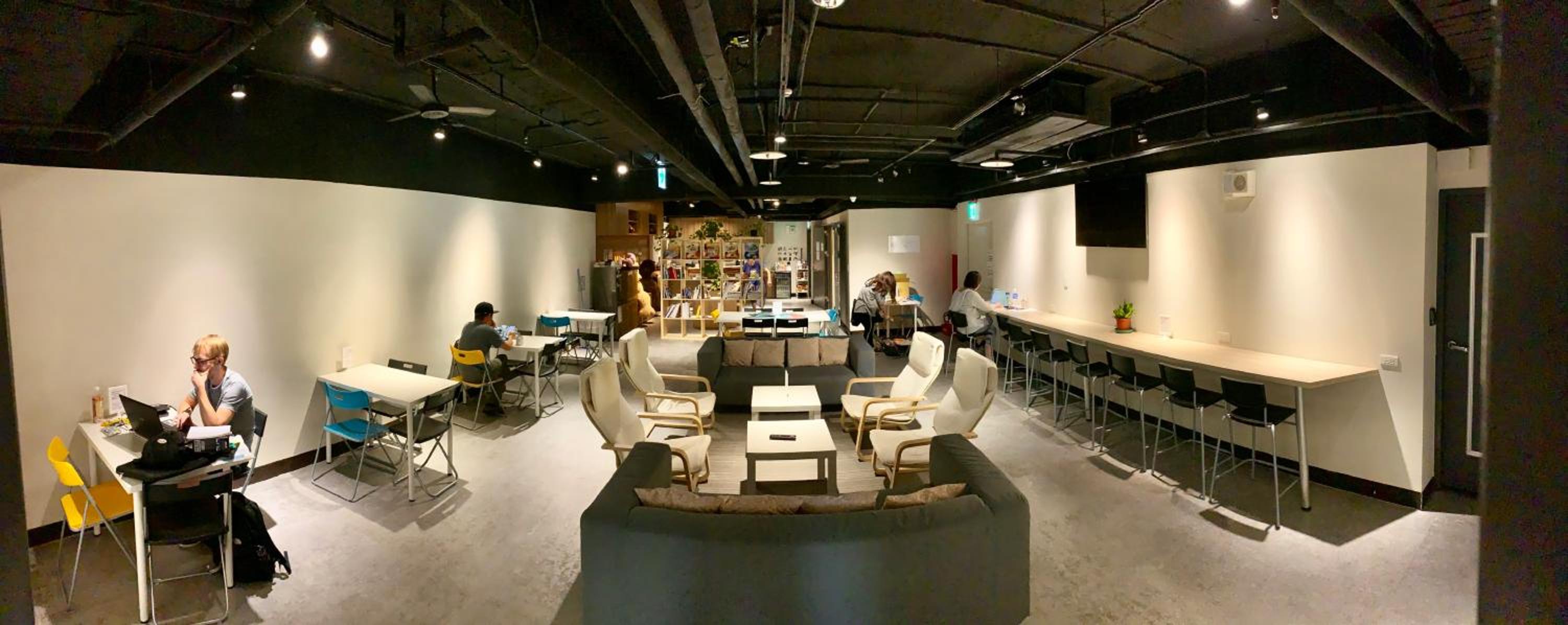 Cavemen Hostel Taipei Station Youth Branch