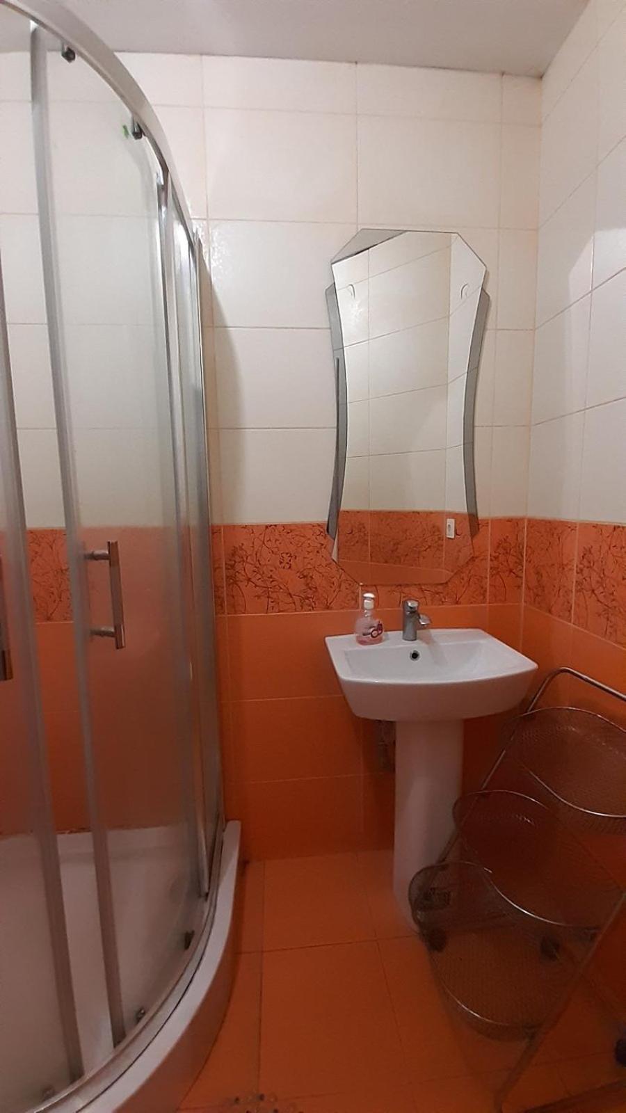Apartment Na Saharova view 4