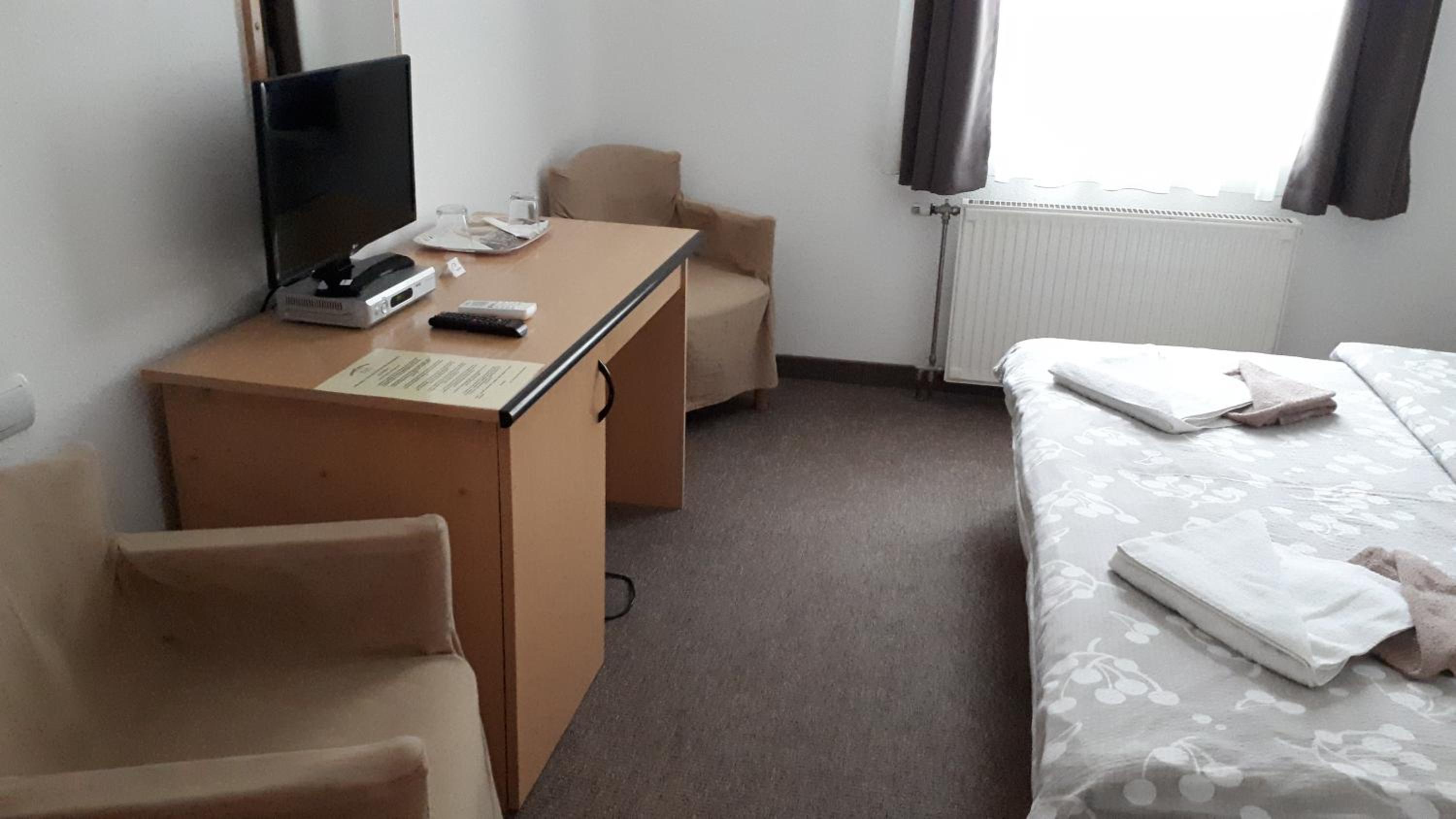 Photo 18