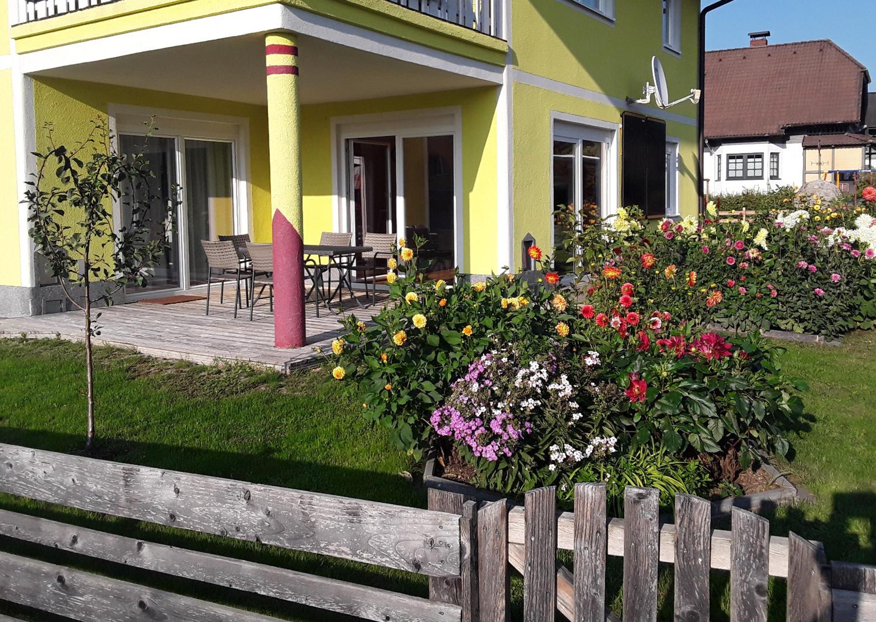 Apartments Steger