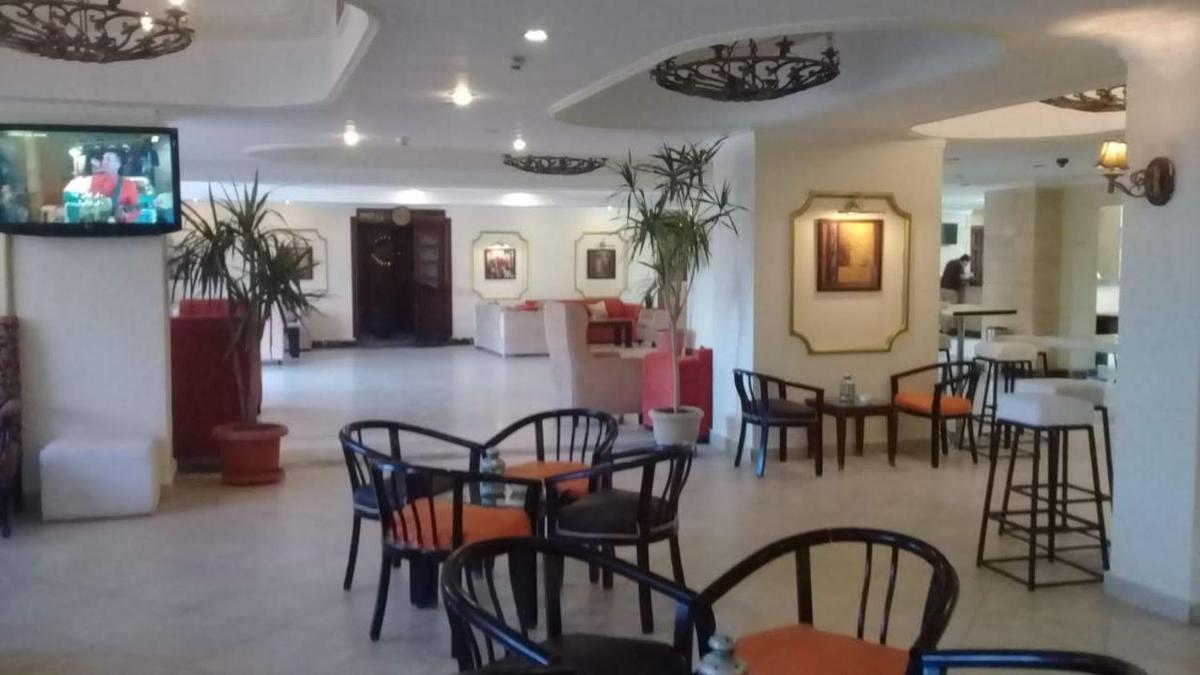 restaurant