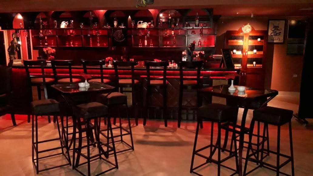 bar