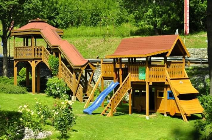 children's play area