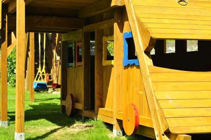 children's play area