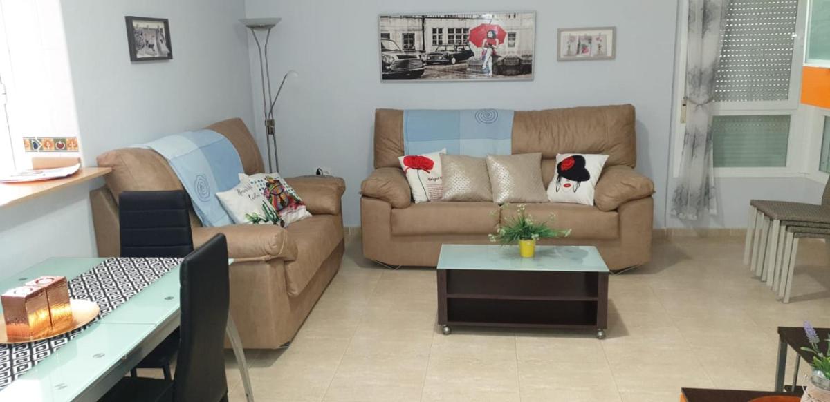 Apartamento en Puerto de Roquetas de Mar — photo 2