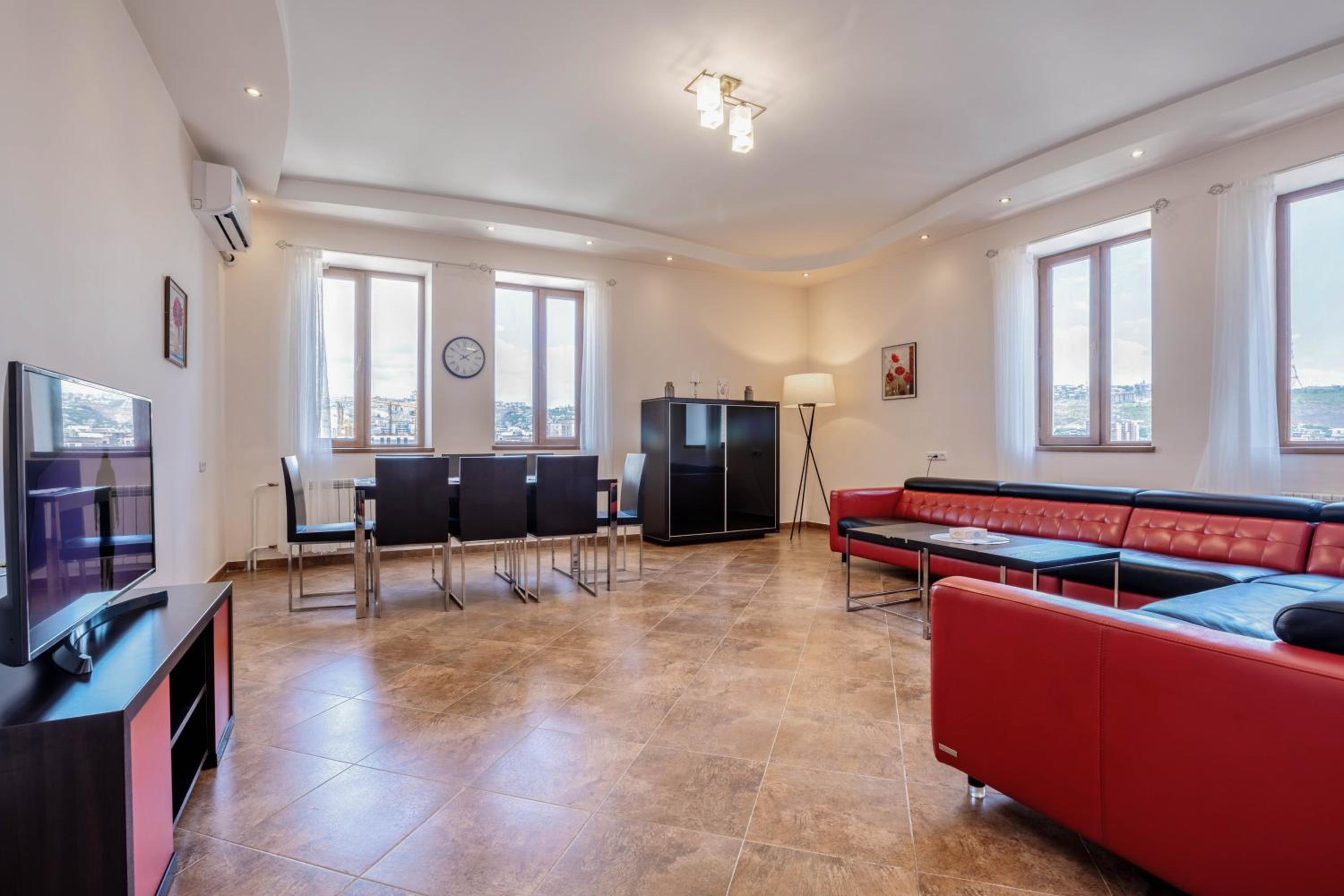 Apart-Hotel on Amiryan 4-6