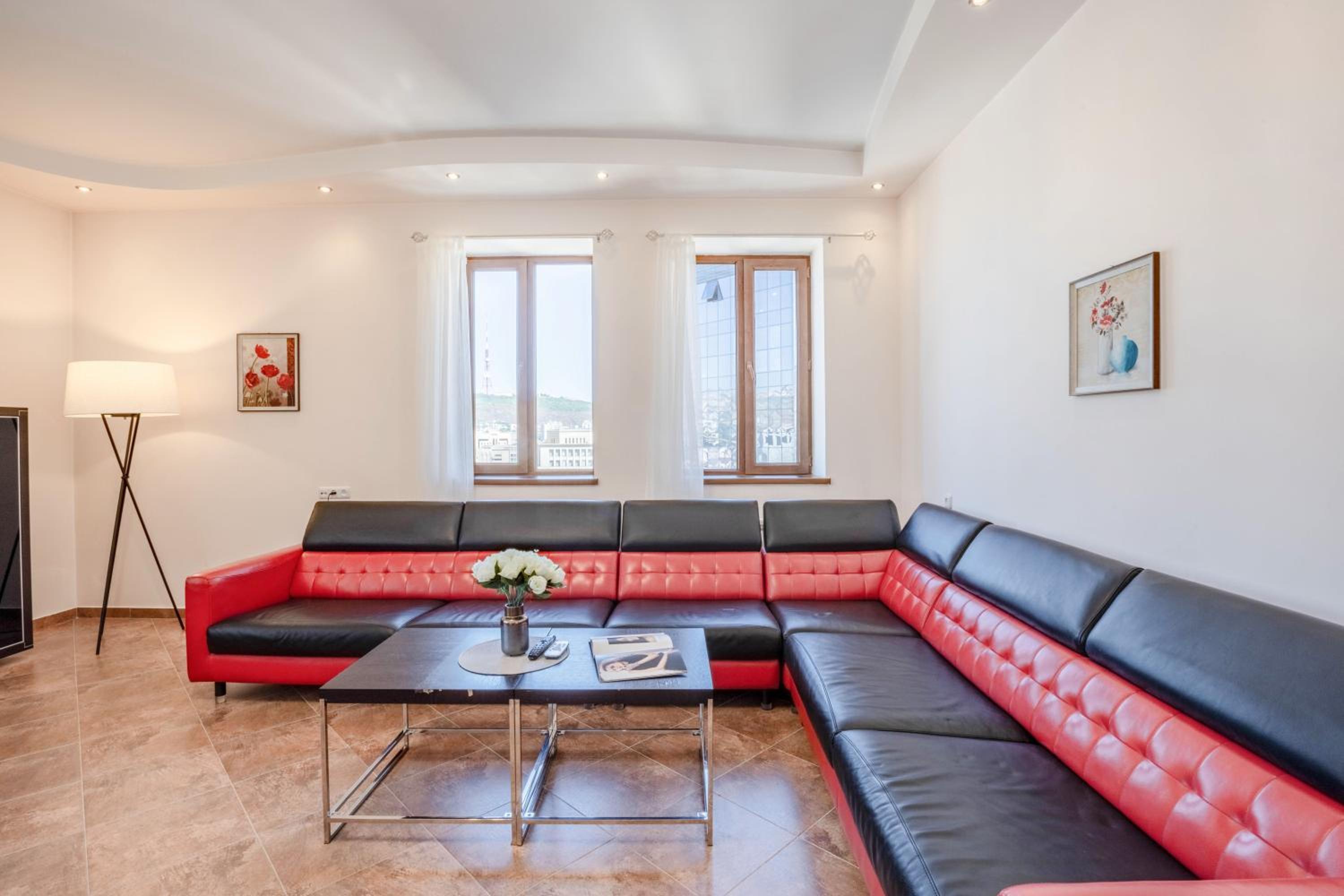 Apart-Hotel on Amiryan 4-6