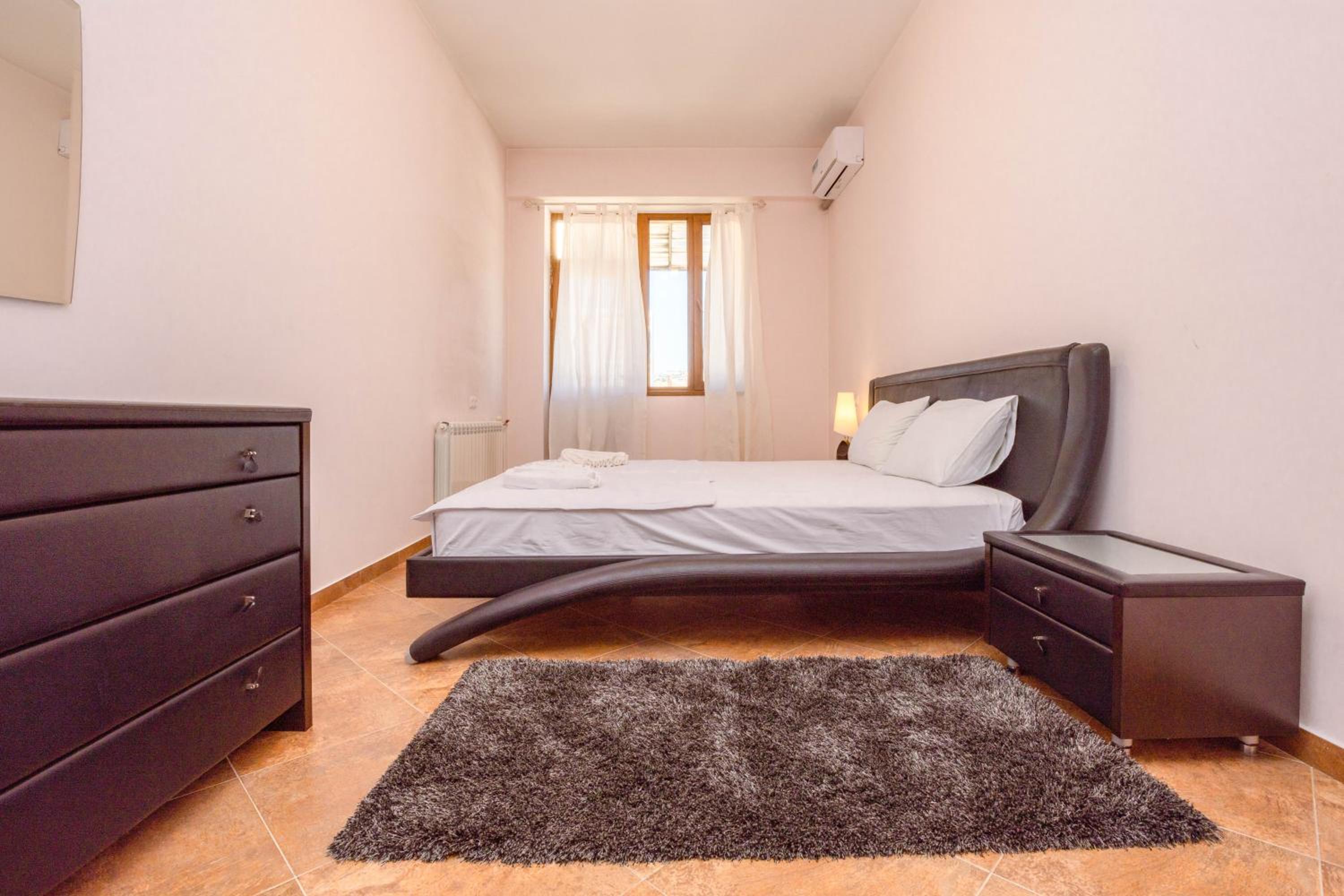 Apart-Hotel on Amiryan 4-6