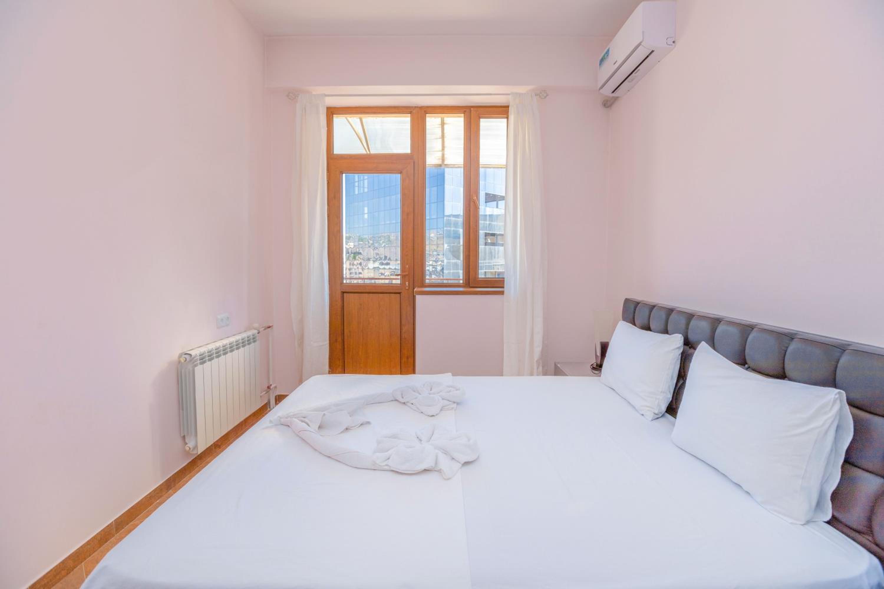 Apart-Hotel on Amiryan 4-6