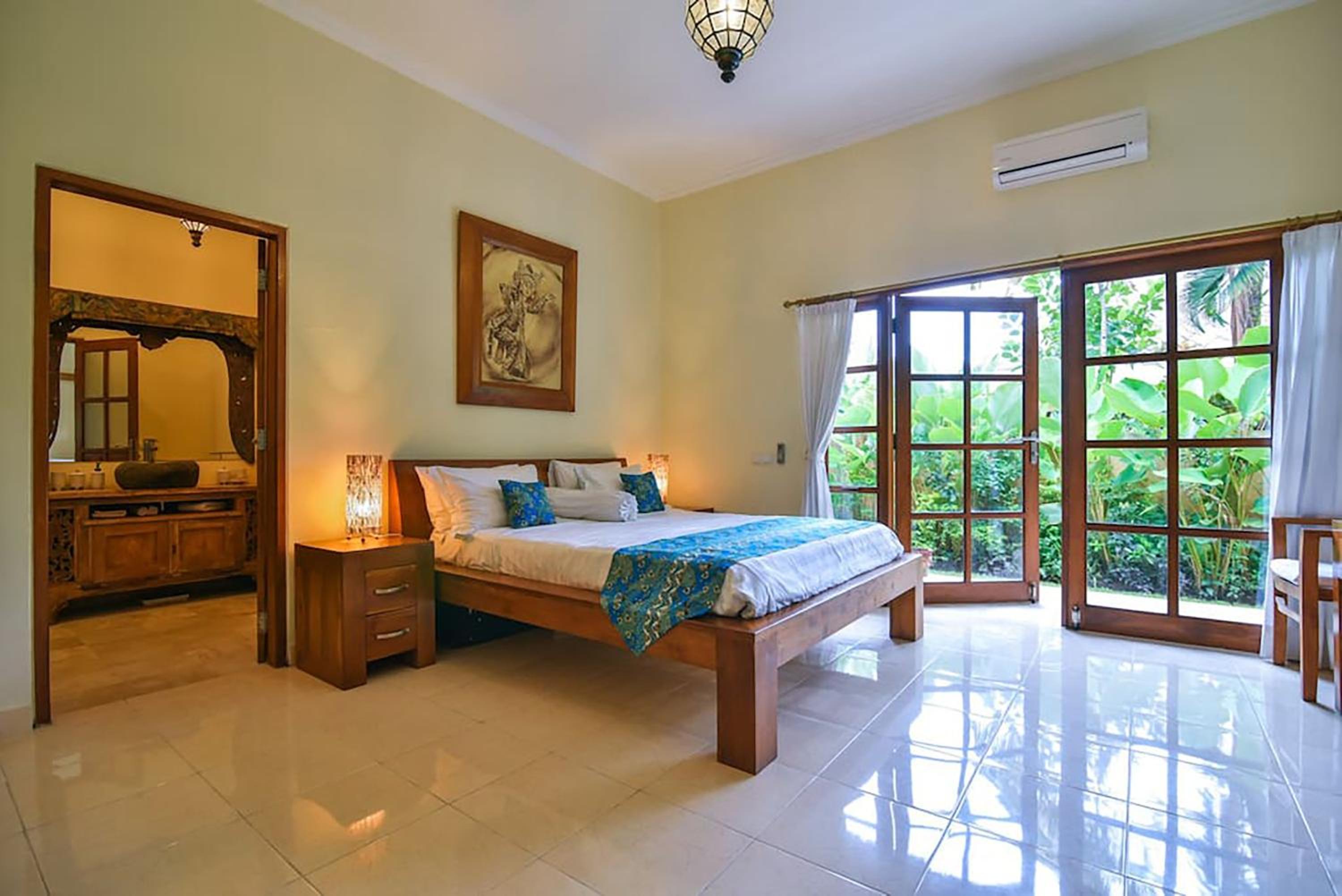 Villa Bidadari - Bali Sea Villas Beachfront and private pool view 4