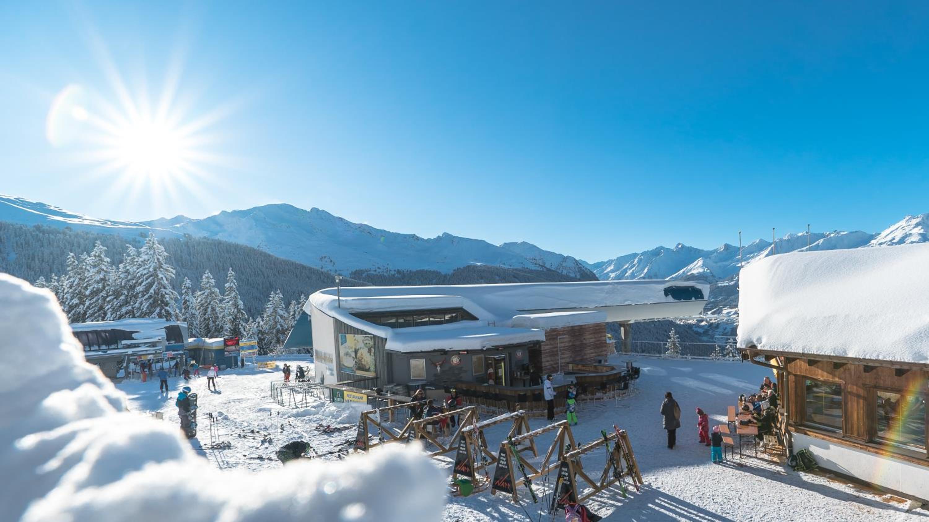 Mountain Living Ski-in & Ski out Silvretta Sommer Card Including