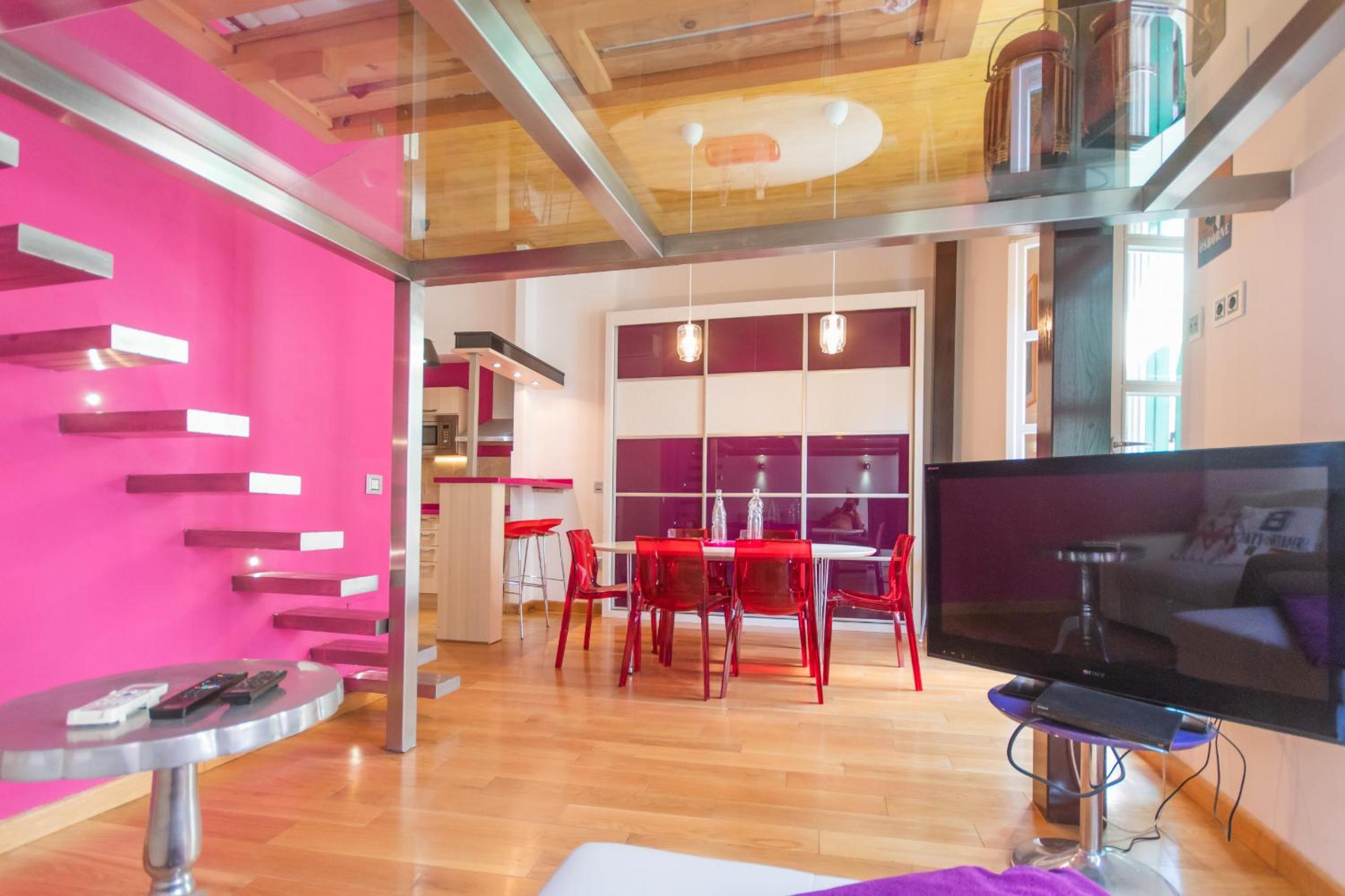 Cubo's Estudio Carreteria 33 2A
