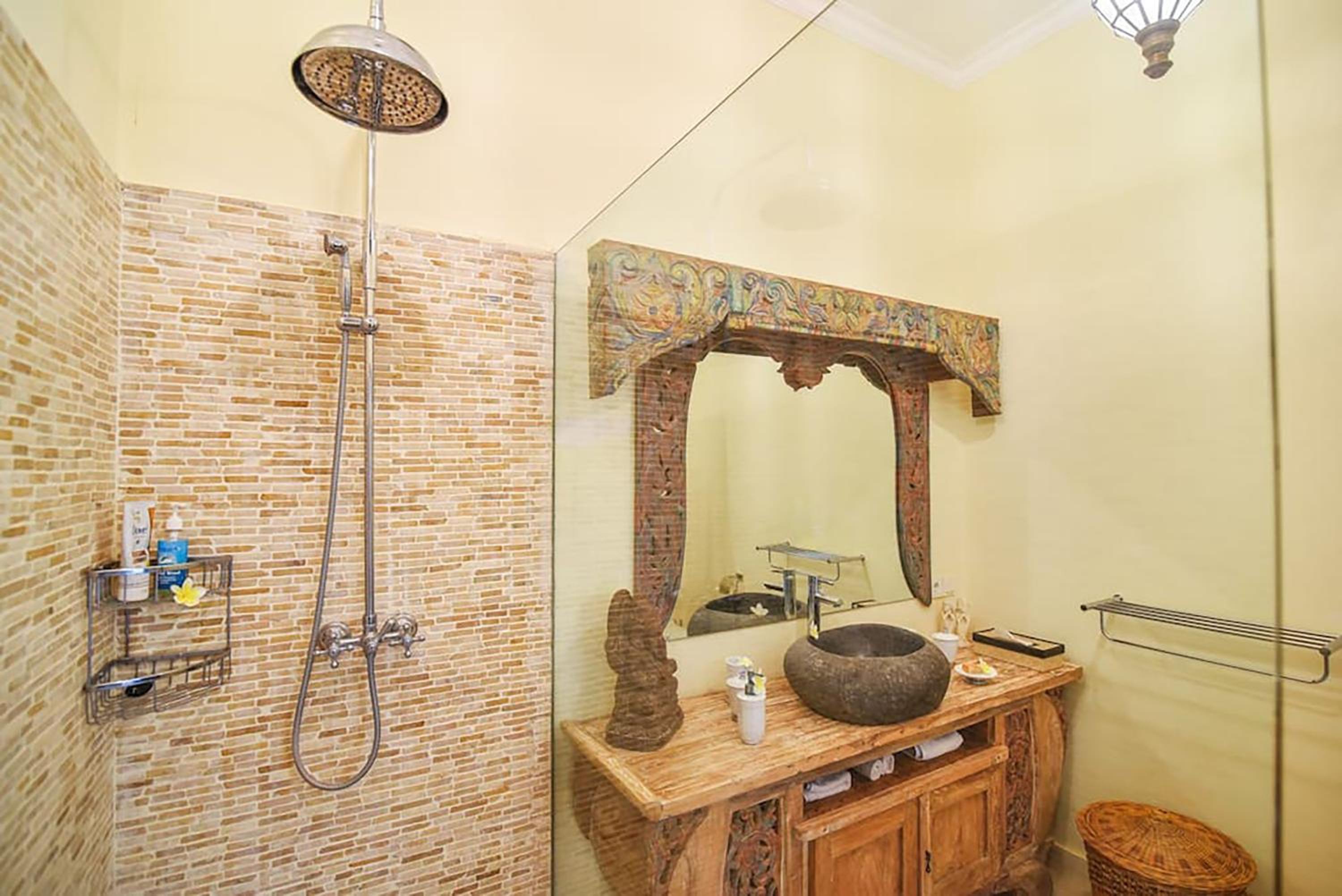 Villa Bidadari - Bali Sea Villas Beachfront and private pool view 5
