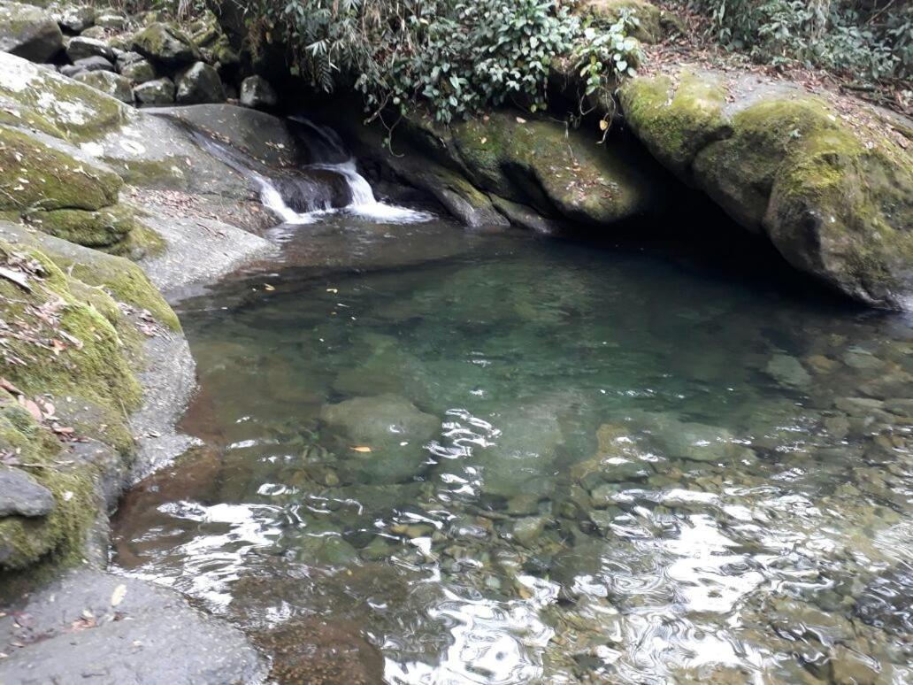Mansão Adonai nas Cachoeiras de Penedo