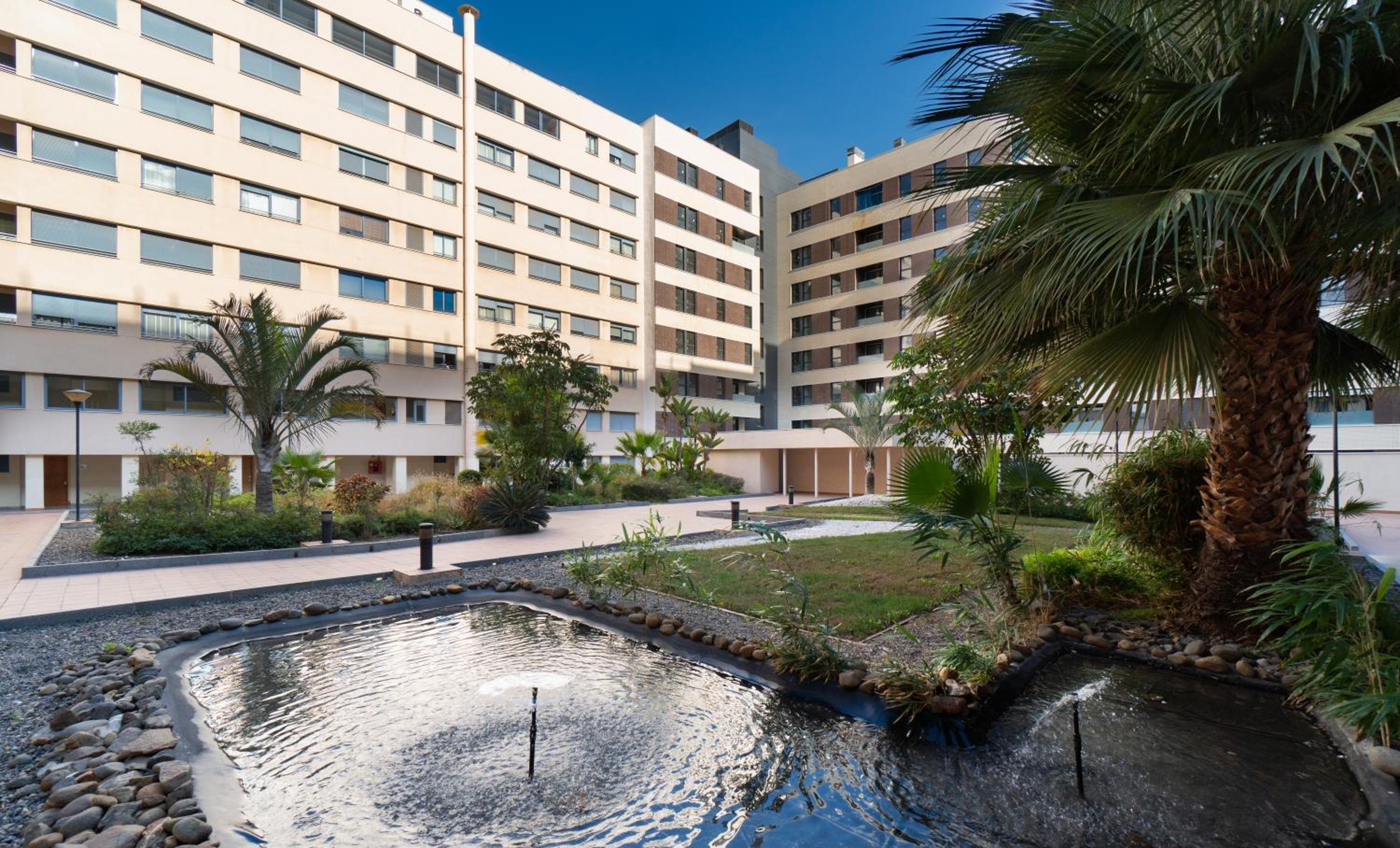Apartamento Malaga Centro MariaZambrano- Parking Gratis by H&H