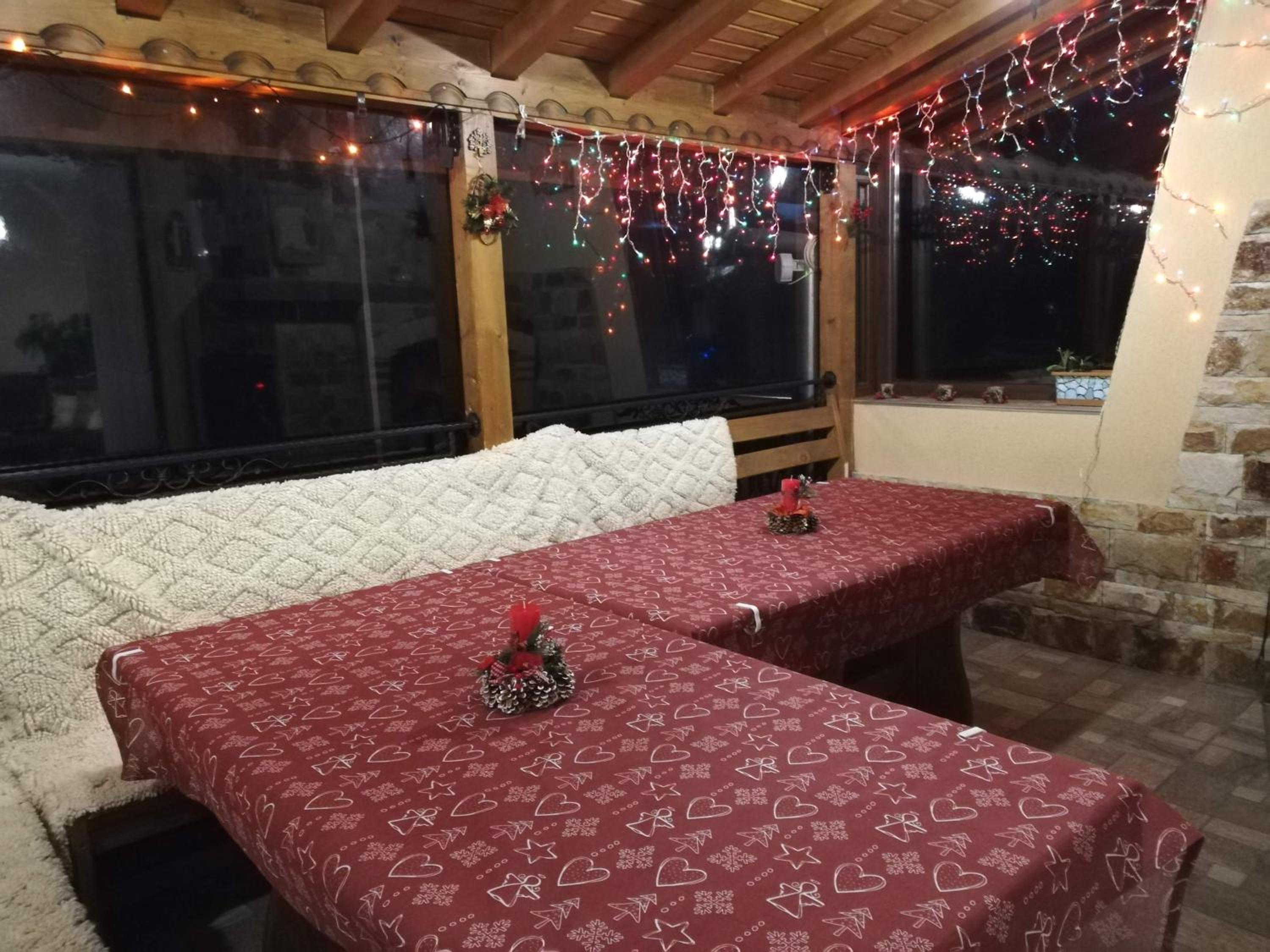 Divna Forest & Lake House