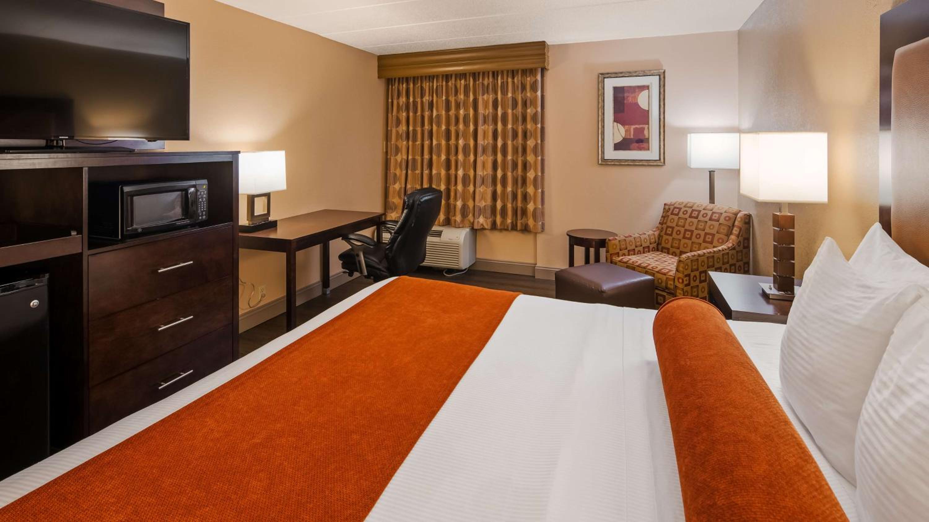Council Bluffs Vacations - Best Western Crossroads of the Bluffs - Property Image 17