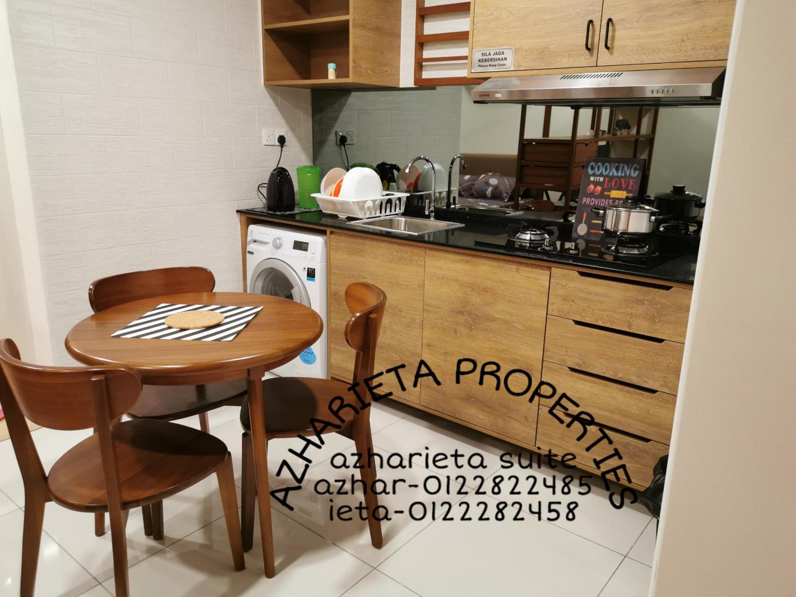 Farish's Suite D' TimurBay Seafront Residence-By Azharieta photo 7