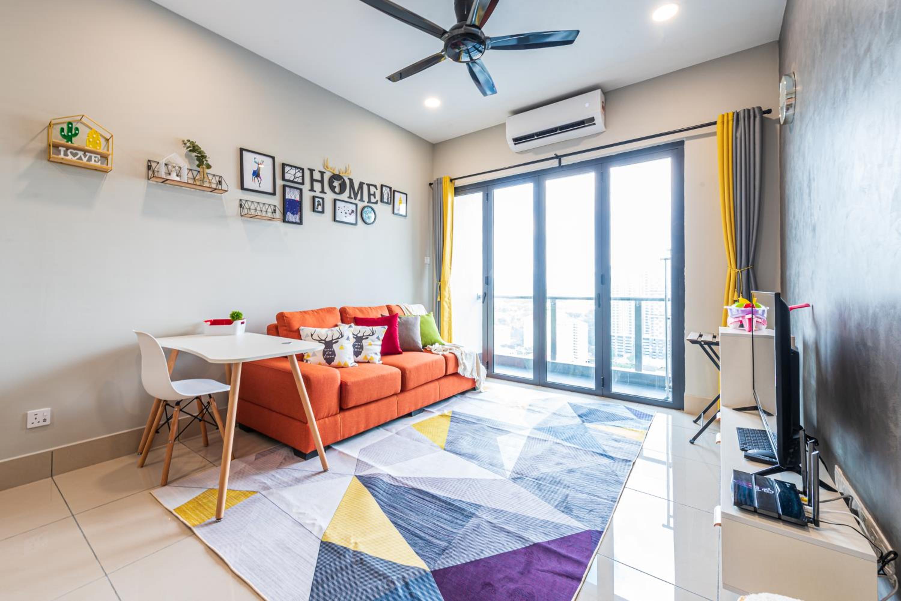 One Residence - Service Residence KL City Centre with 2 free parking