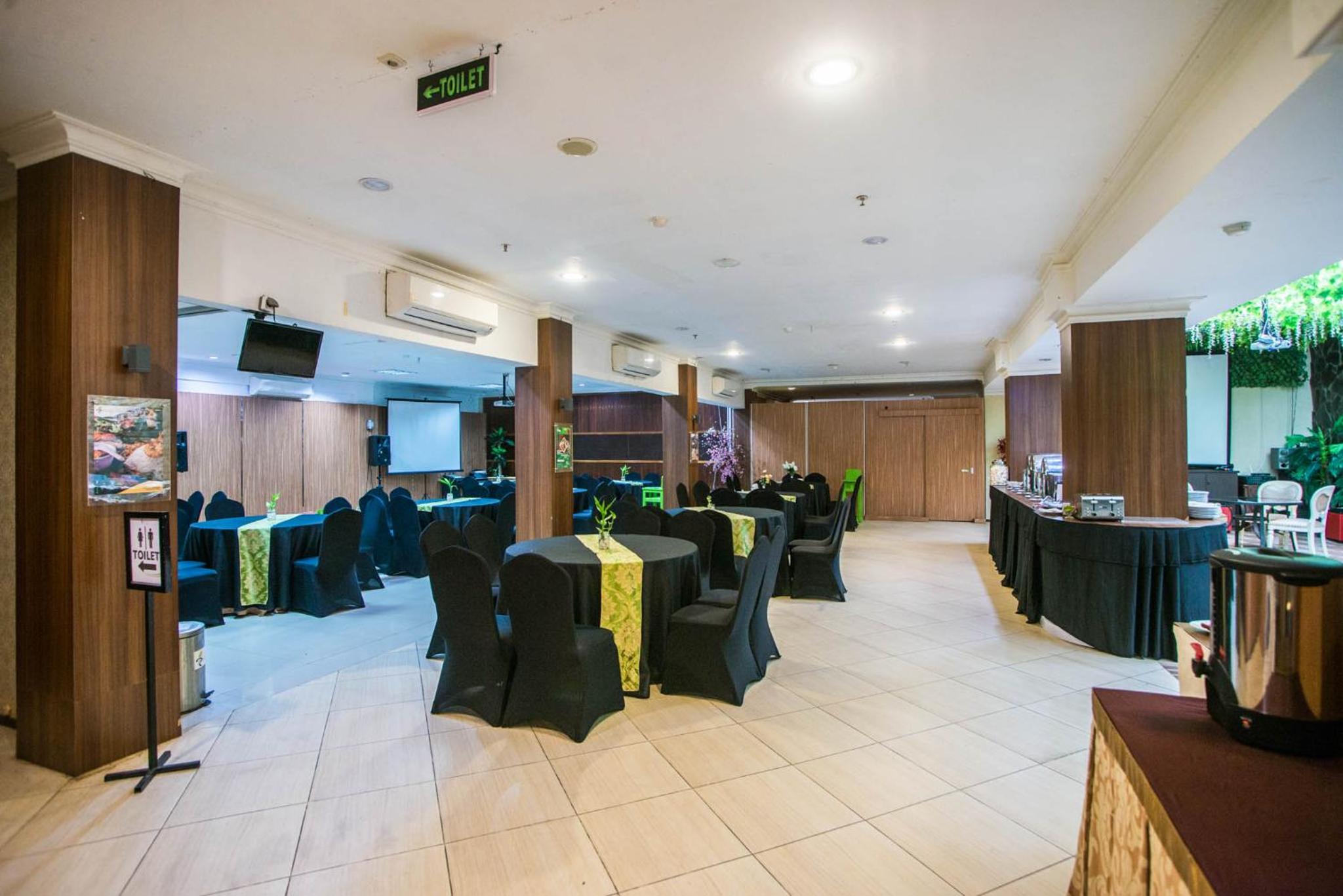 Royal Park Hotel, Samarinda - 12