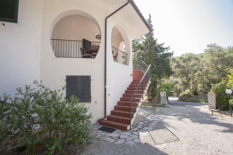Villa Sibilla - Goelba view 2