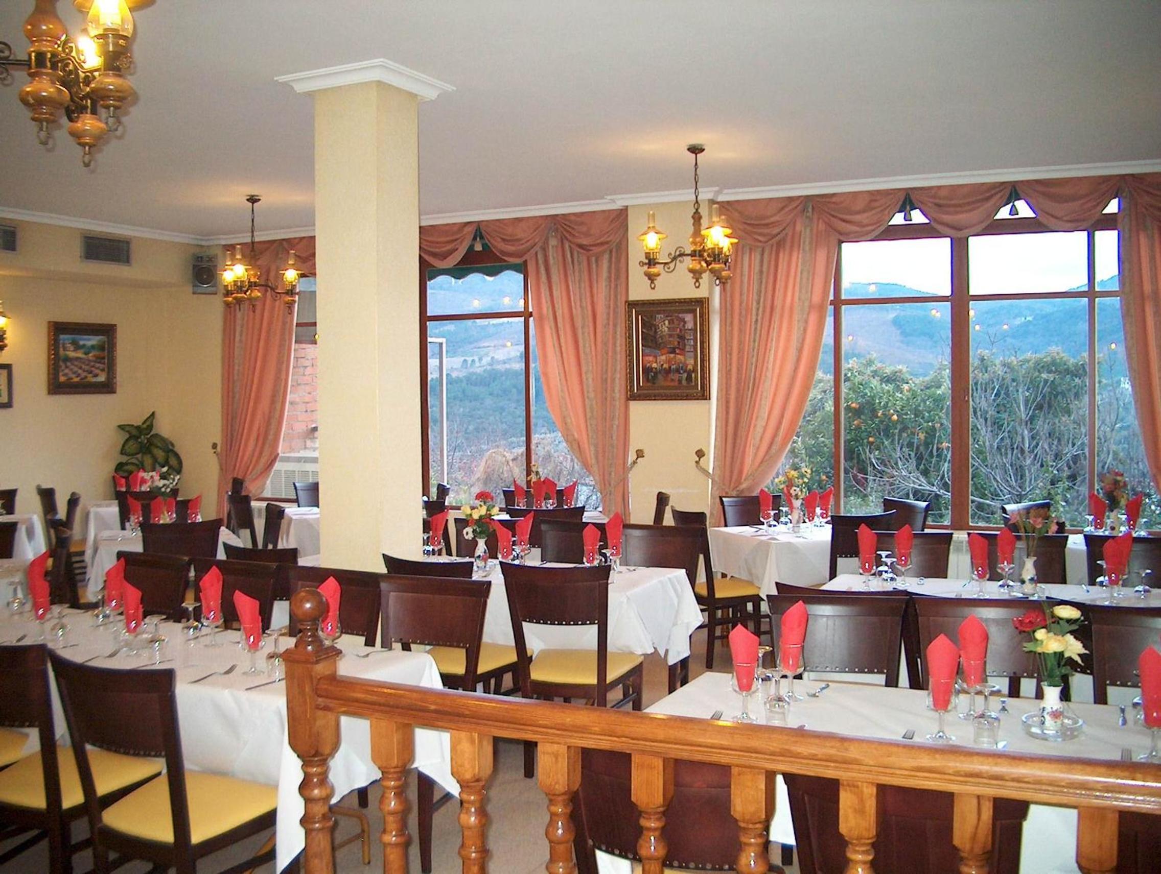 Hostal Cerezo