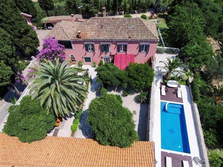 Villa Collina a luxury villa in Dubrovnik view 3