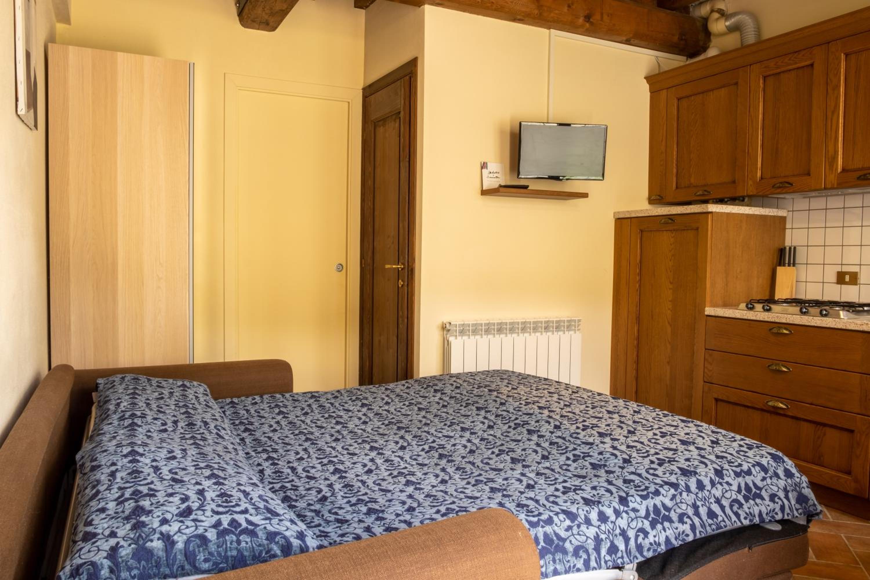 Tuscany Country Apartments