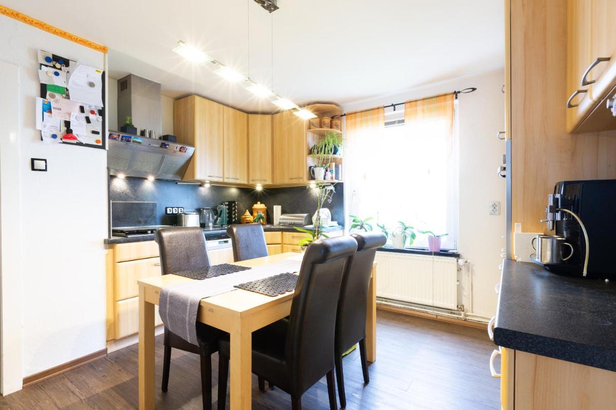 Deutsche Messe Zimmer - Private Apartments Hannover Exhibition Center (room agency) view 4
